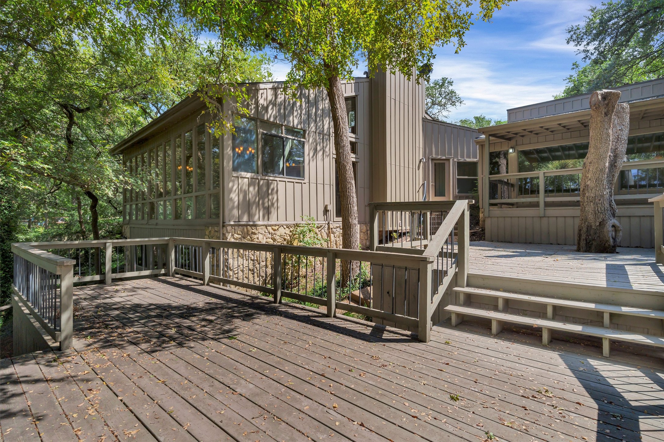 6818 Westover Drive