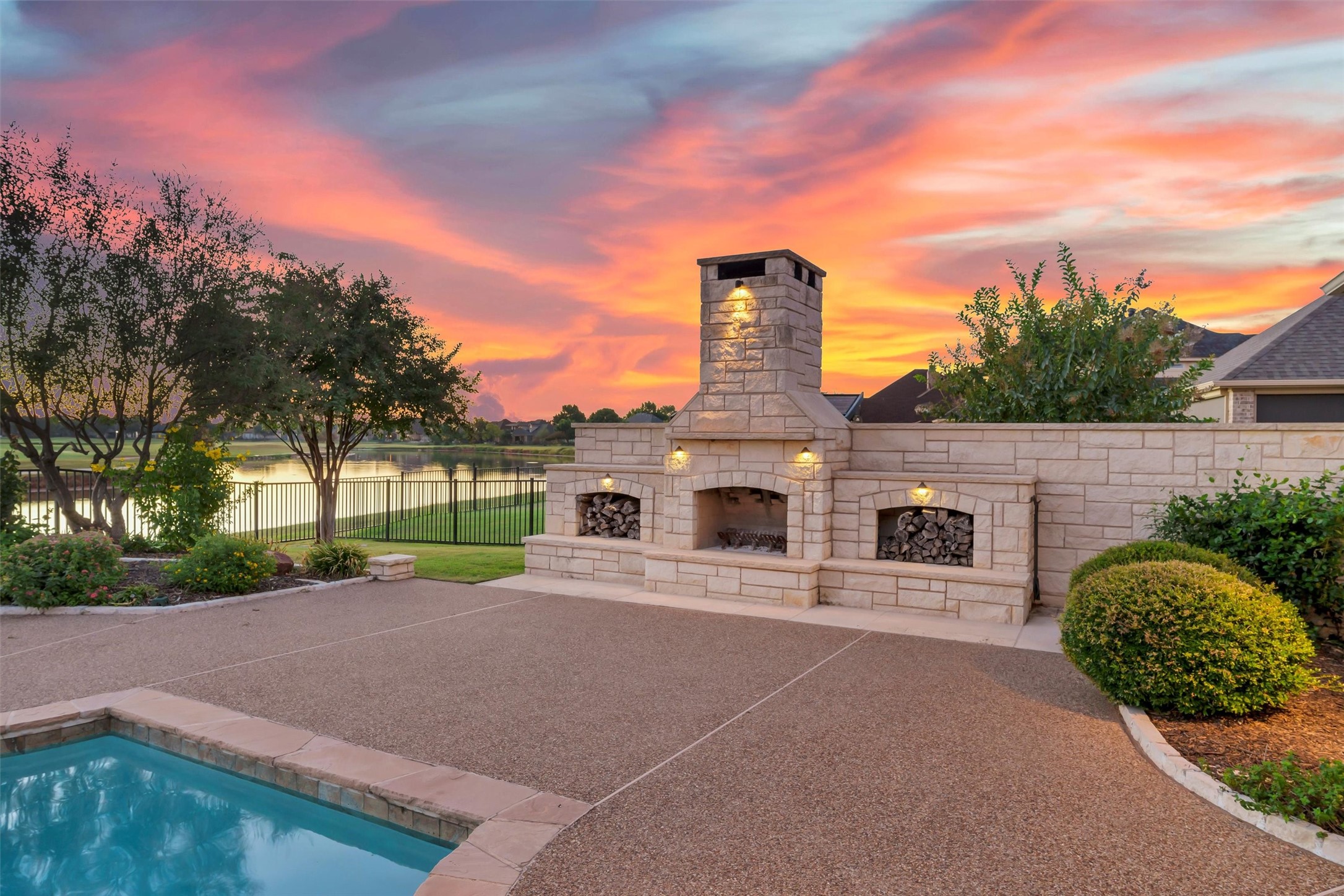 2401 Waters Edge Drive