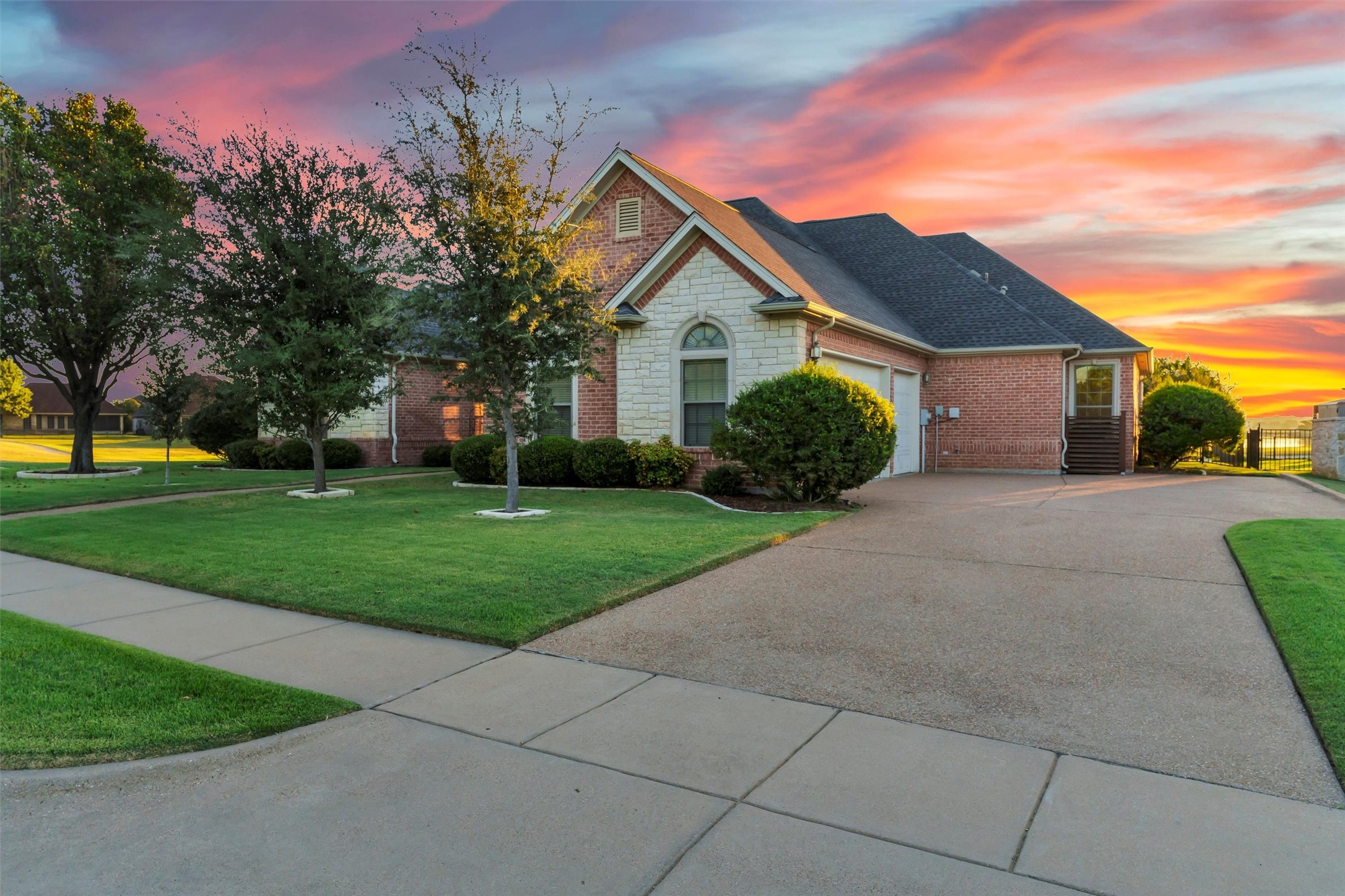 2401 Waters Edge Drive