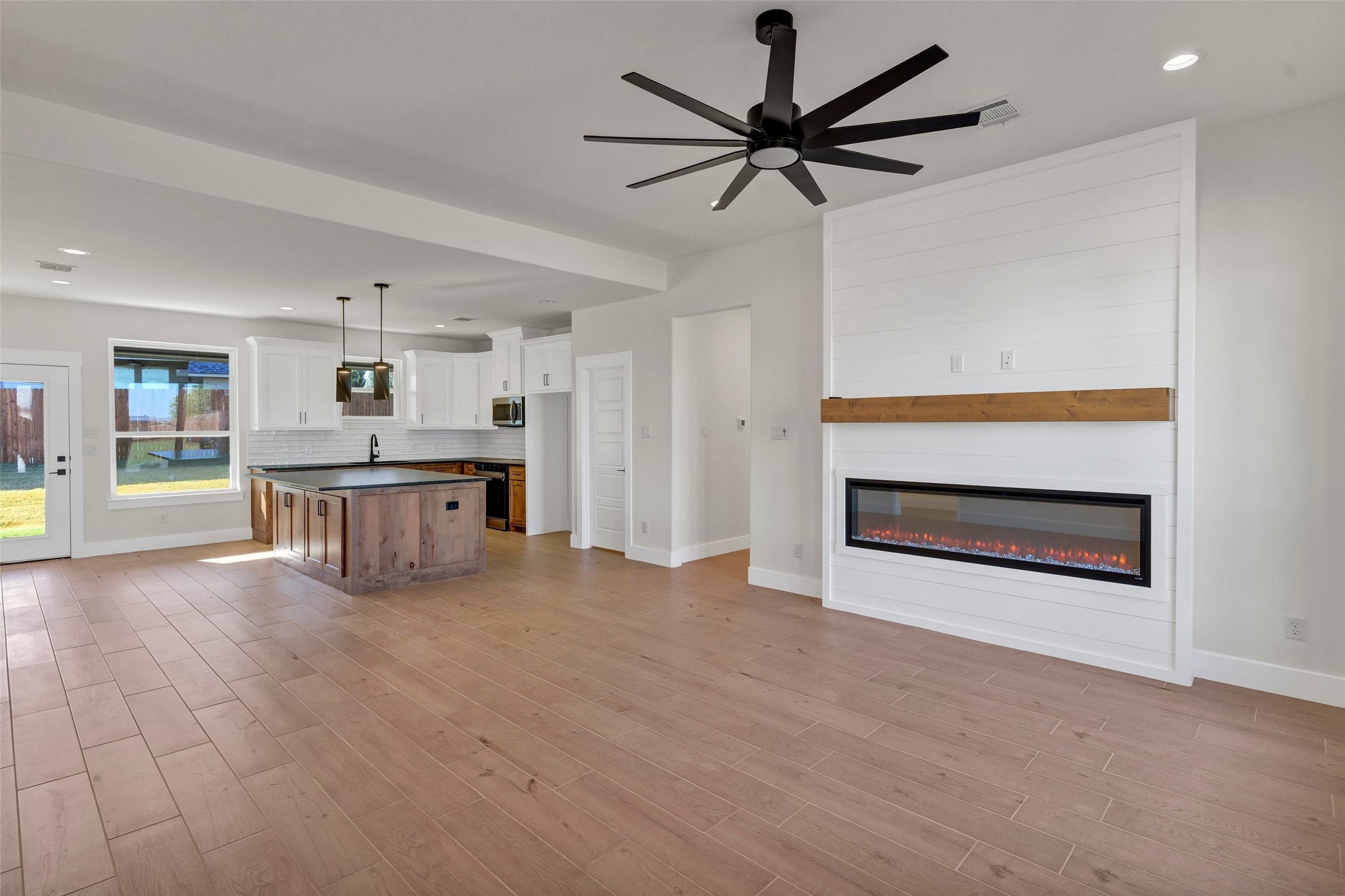 3306 Promenade Court