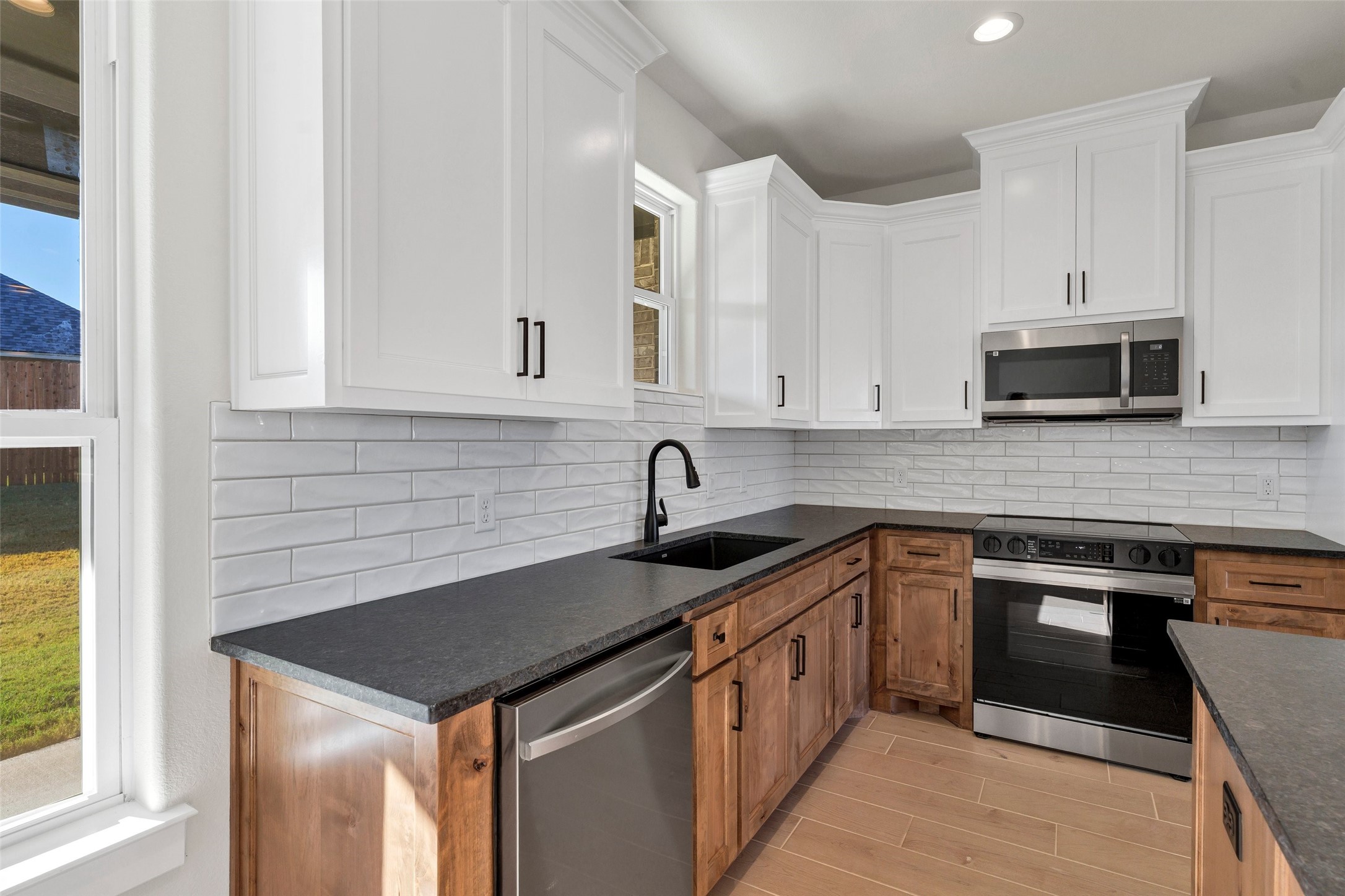 3306 Promenade Court