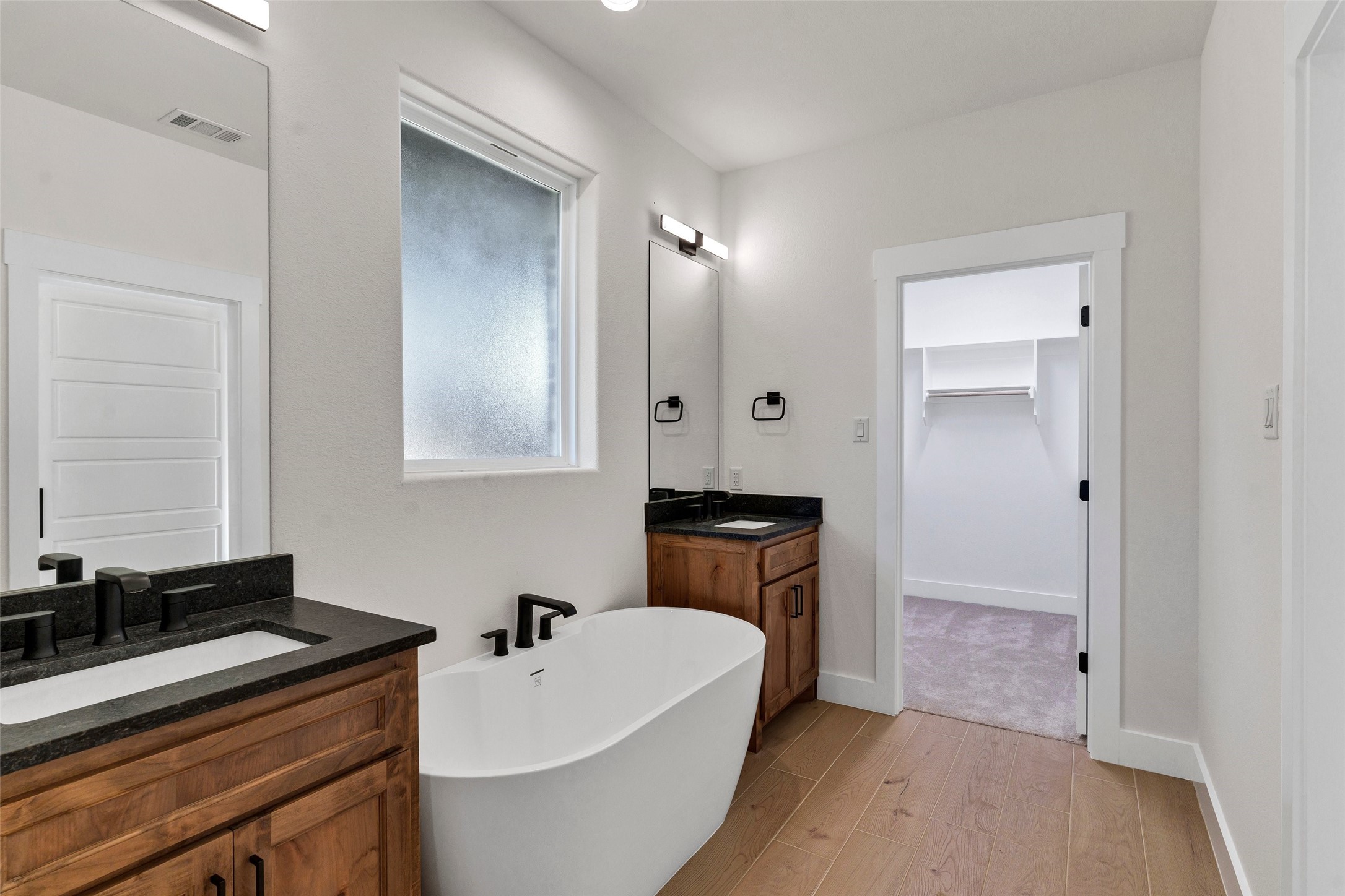 3306 Promenade Court