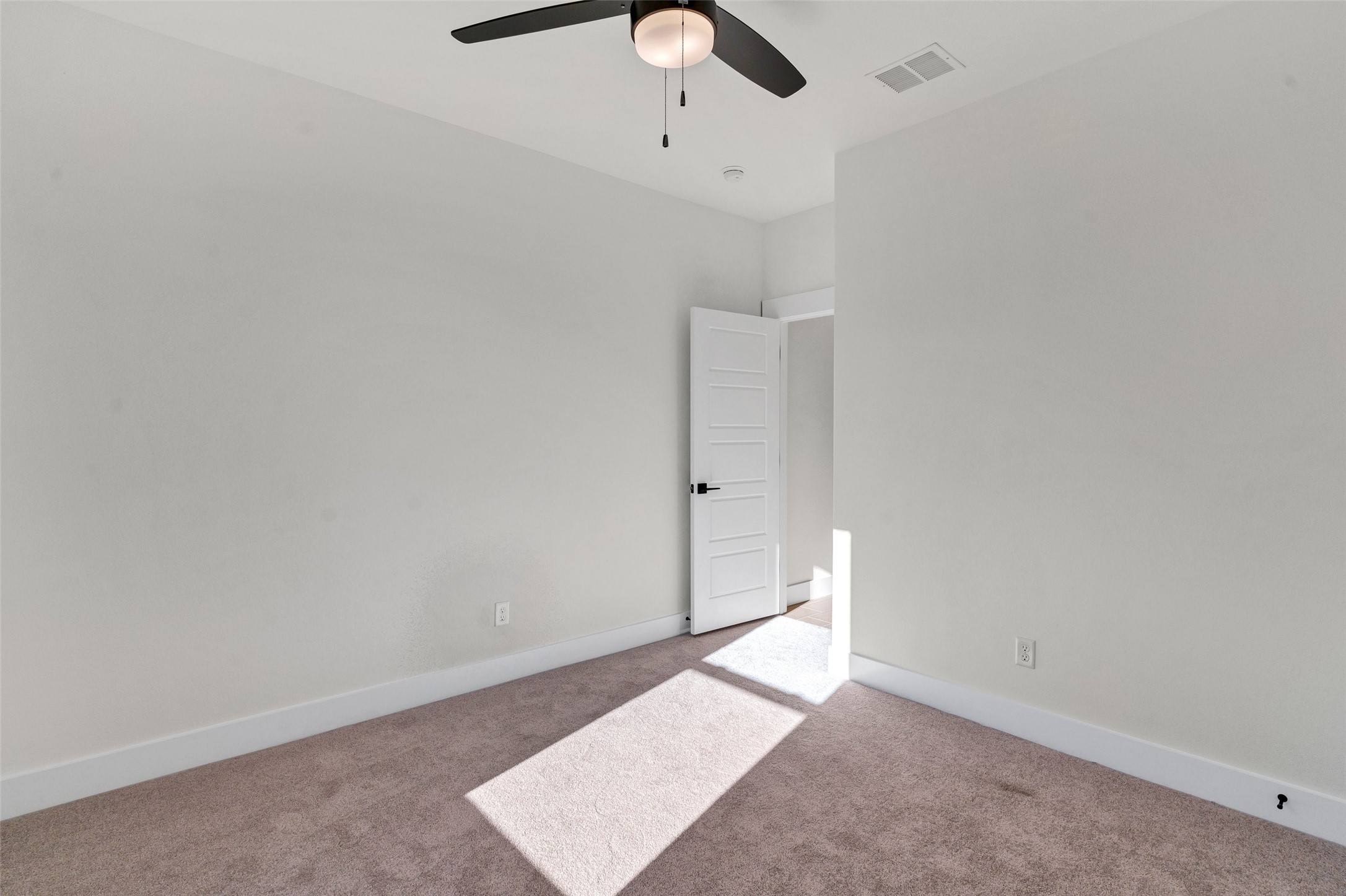 3306 Promenade Court