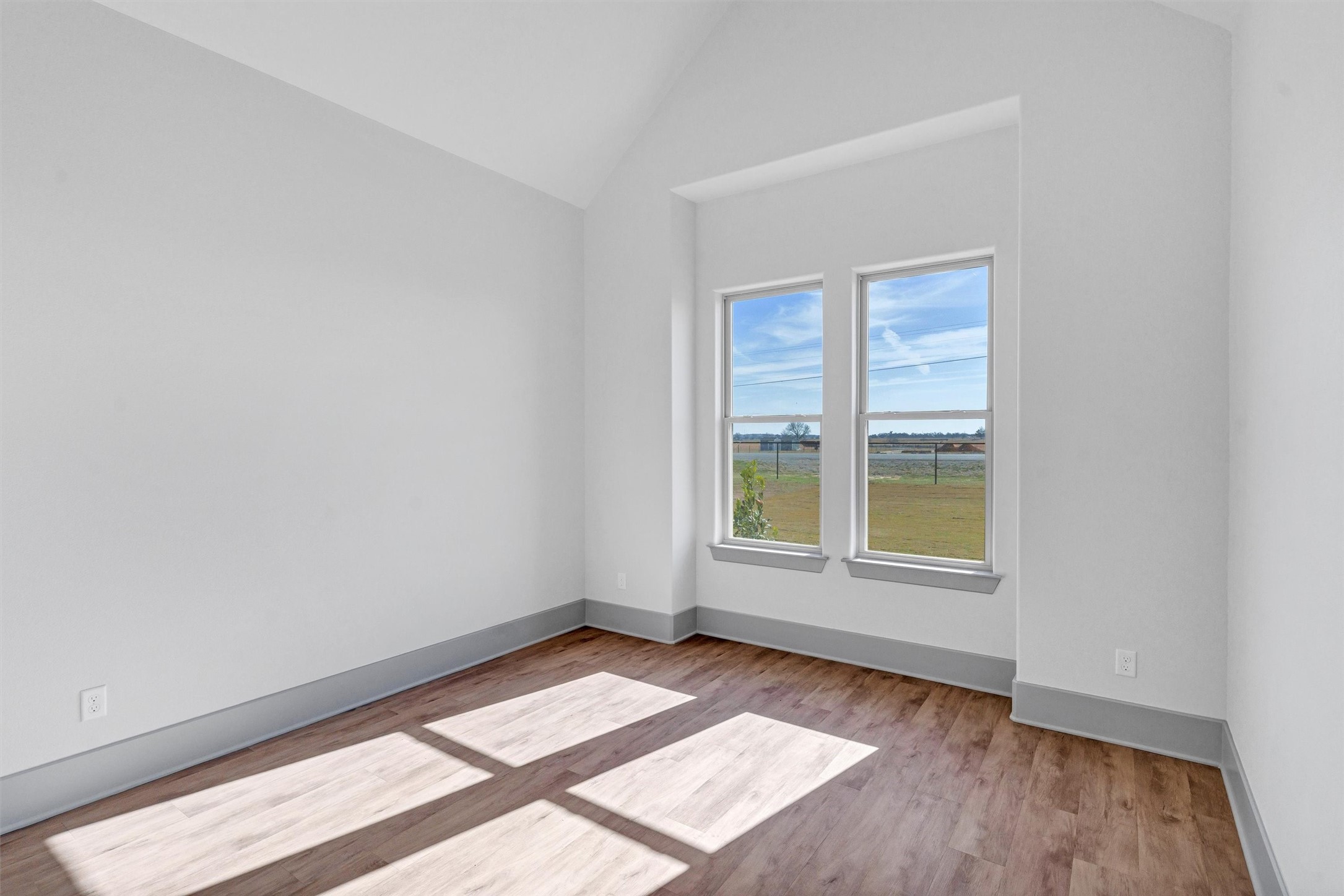 2217 Grass Roots Road