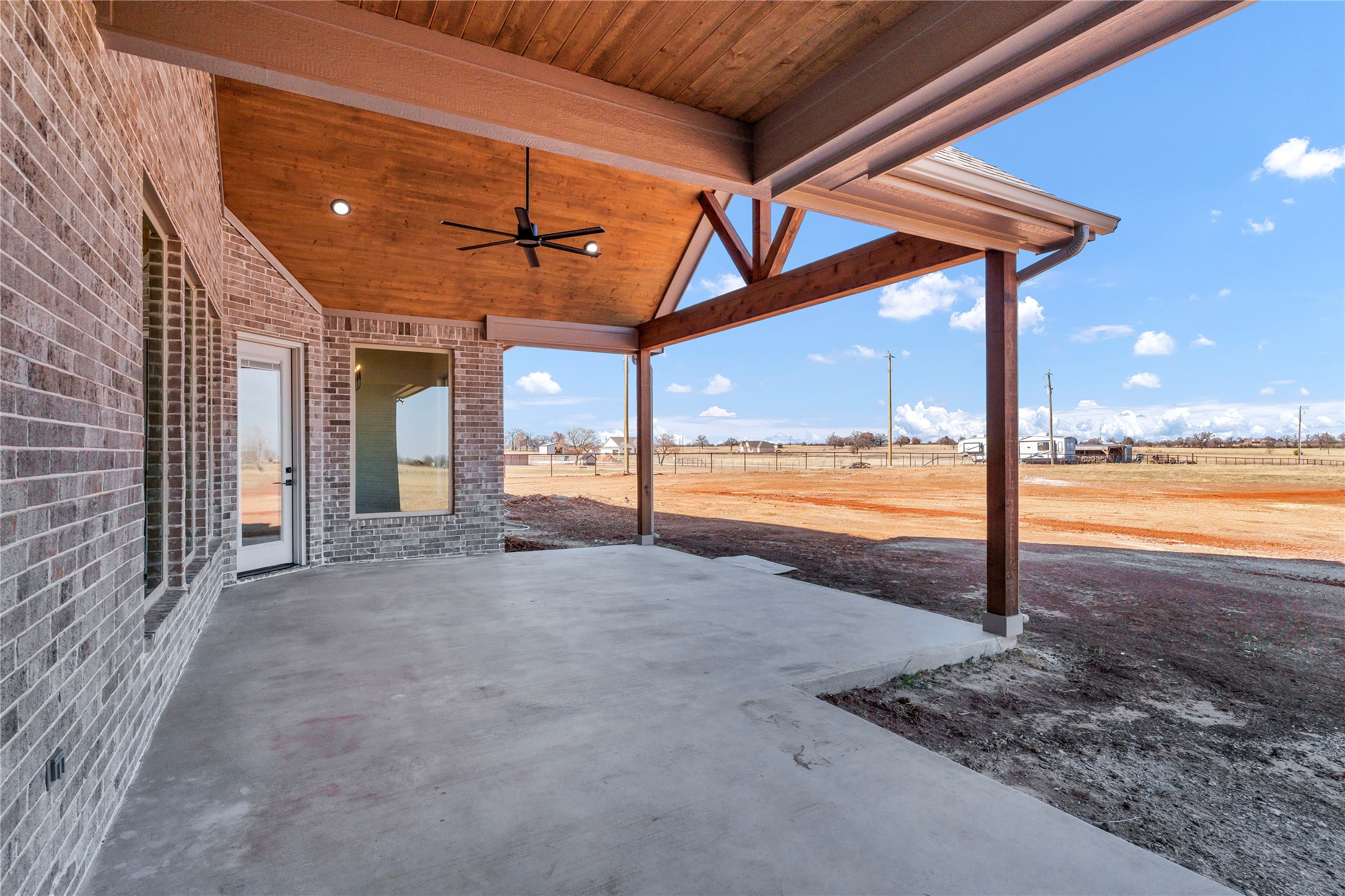 2217 Grass Roots Road