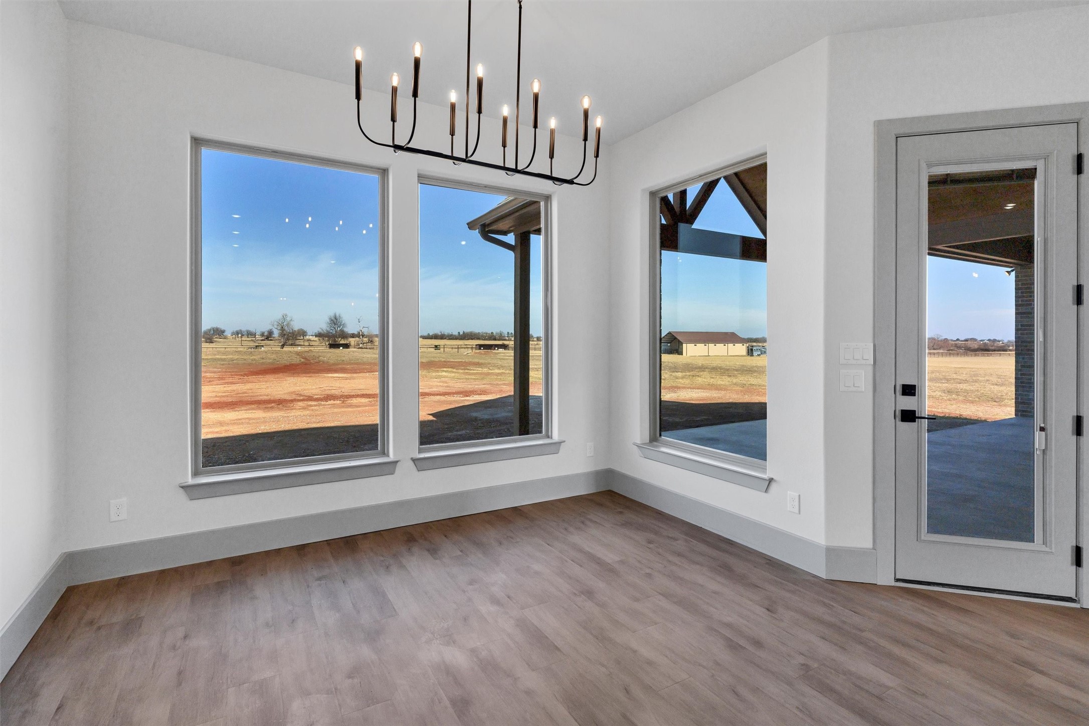 2217 Grass Roots Road