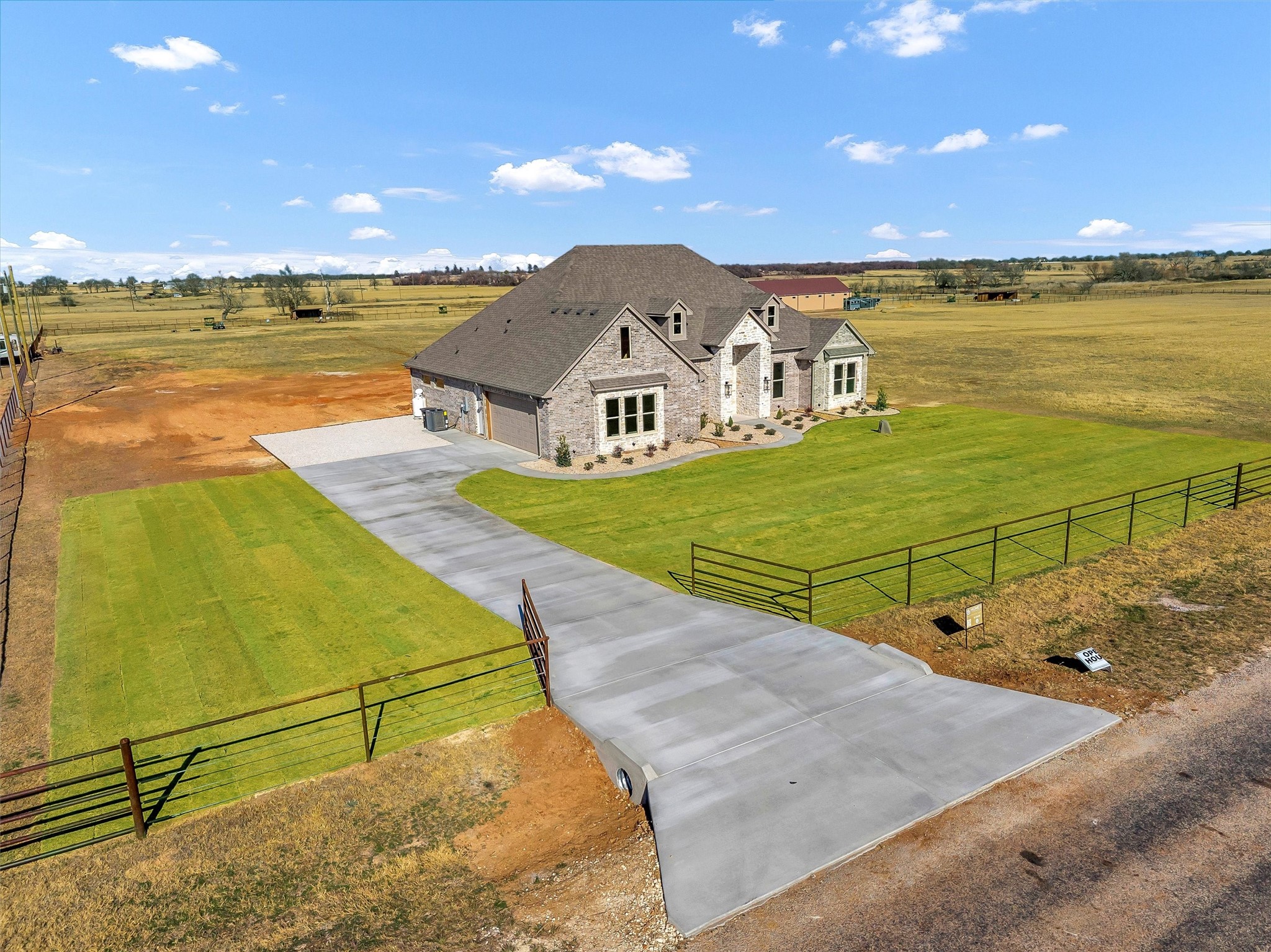 2217 Grass Roots Road