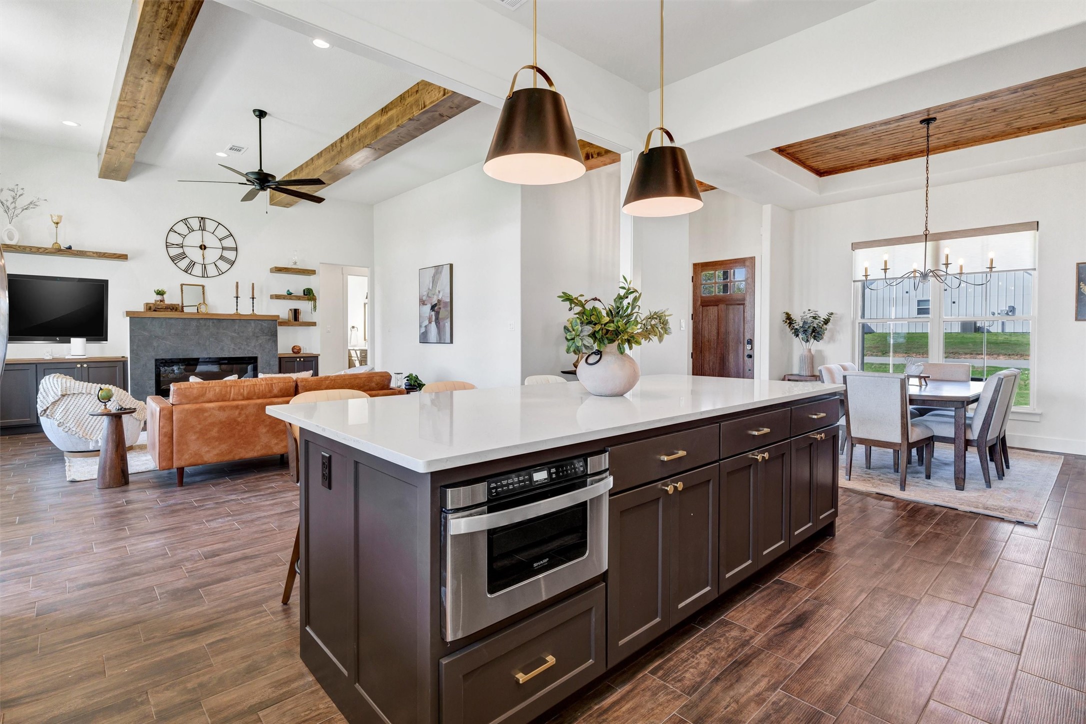 2105 Rattler Way