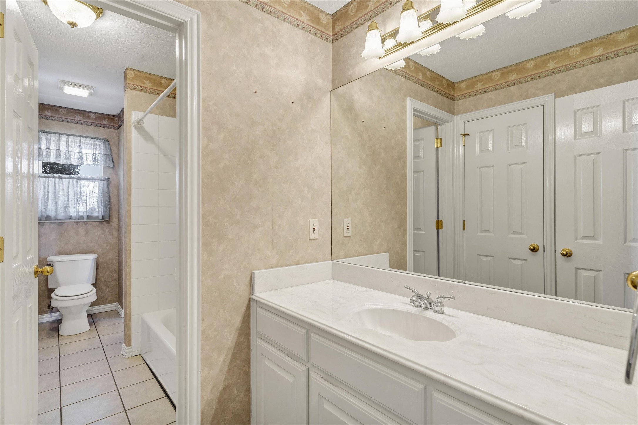 3911 Bonita Court