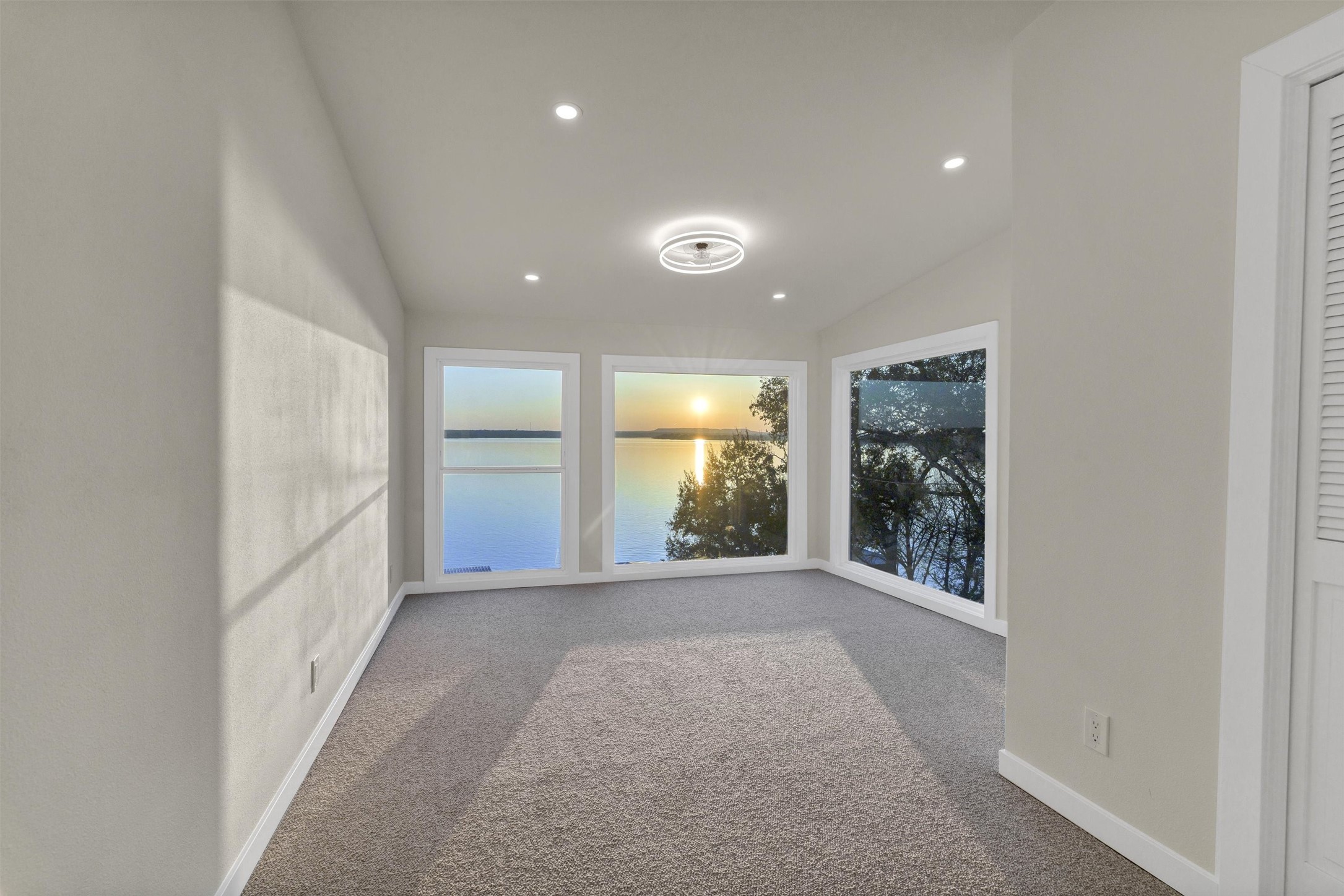 5300 Comanche Vista Trail