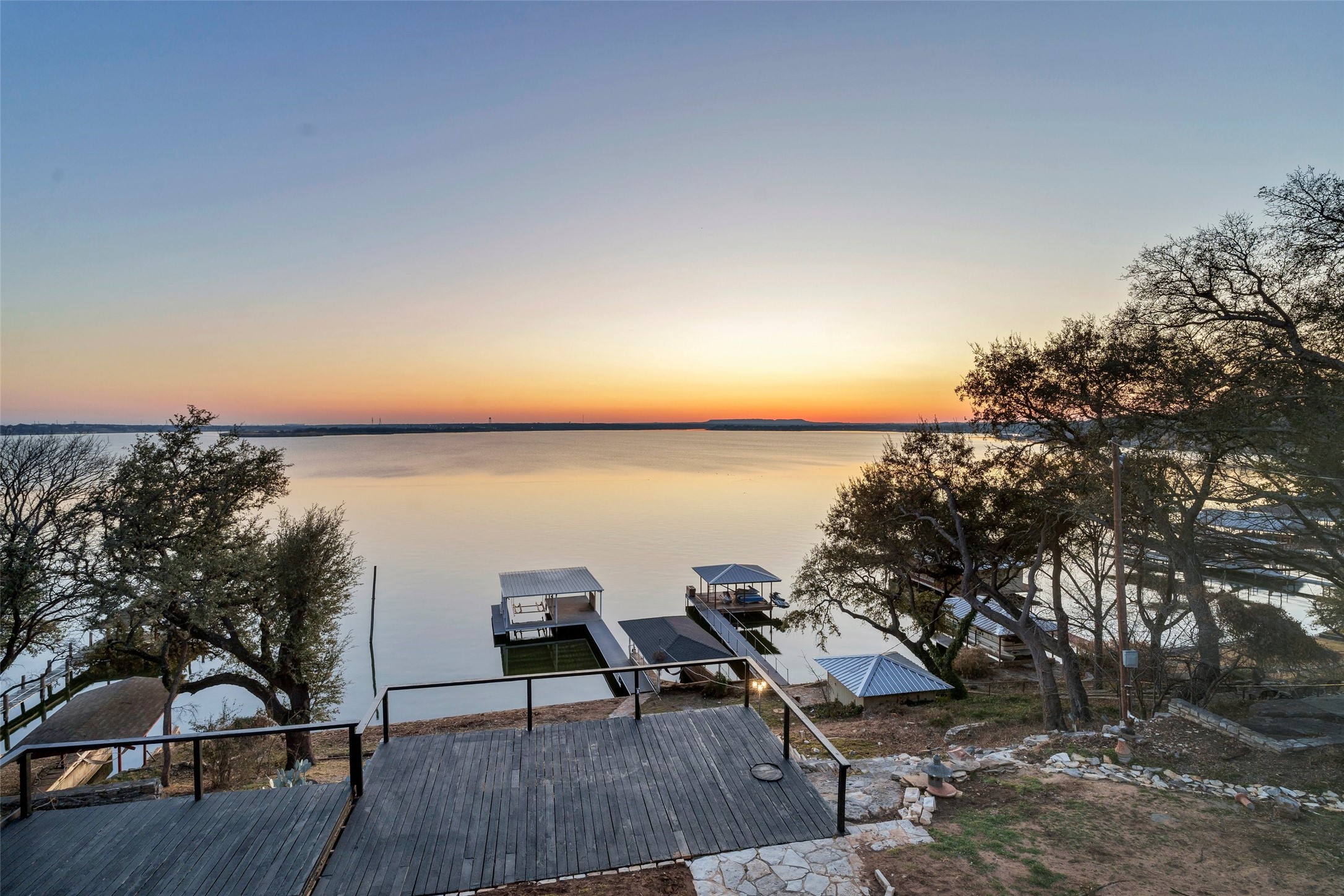 5300 Comanche Vista Trail