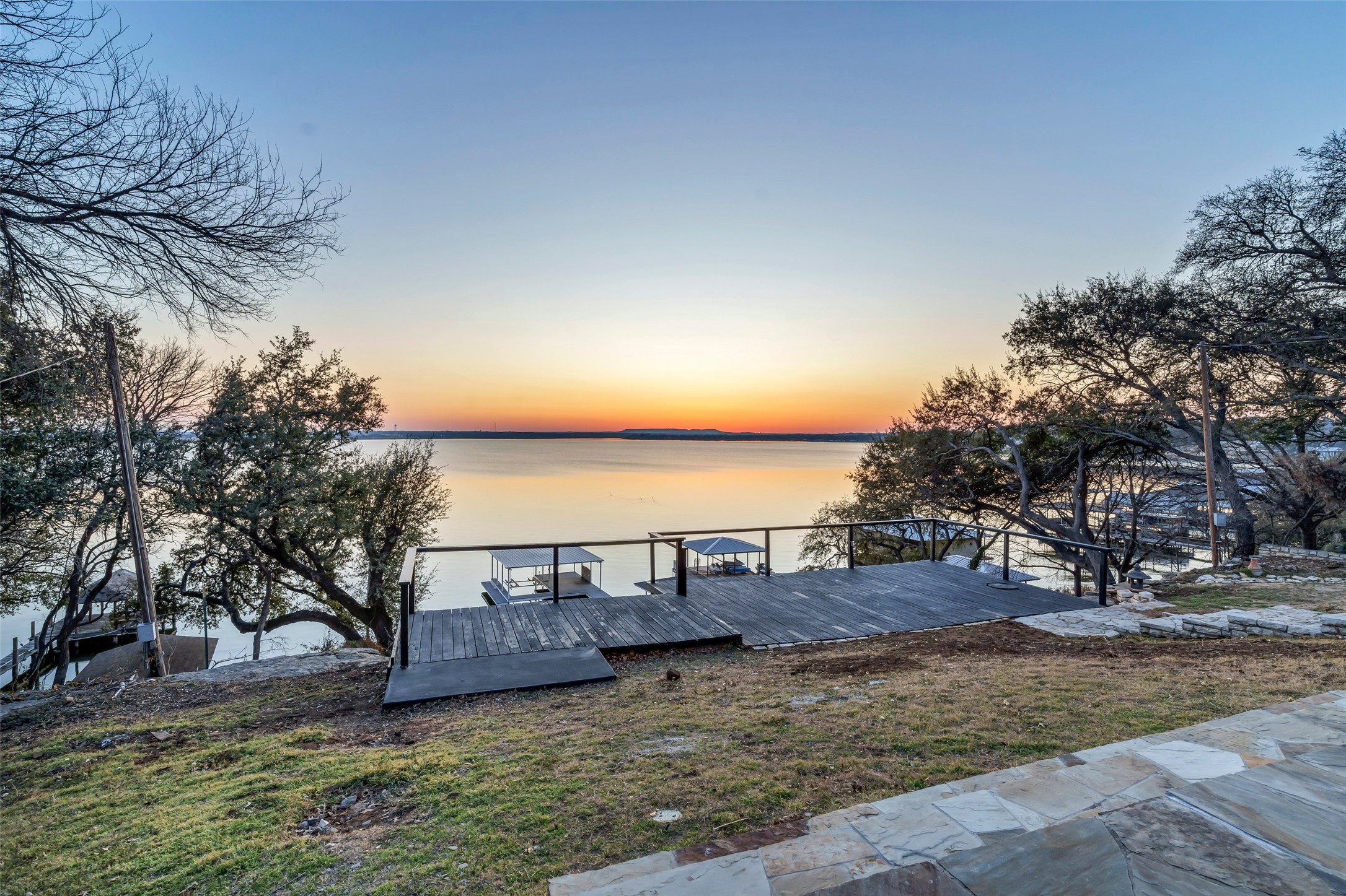 5300 Comanche Vista Trail