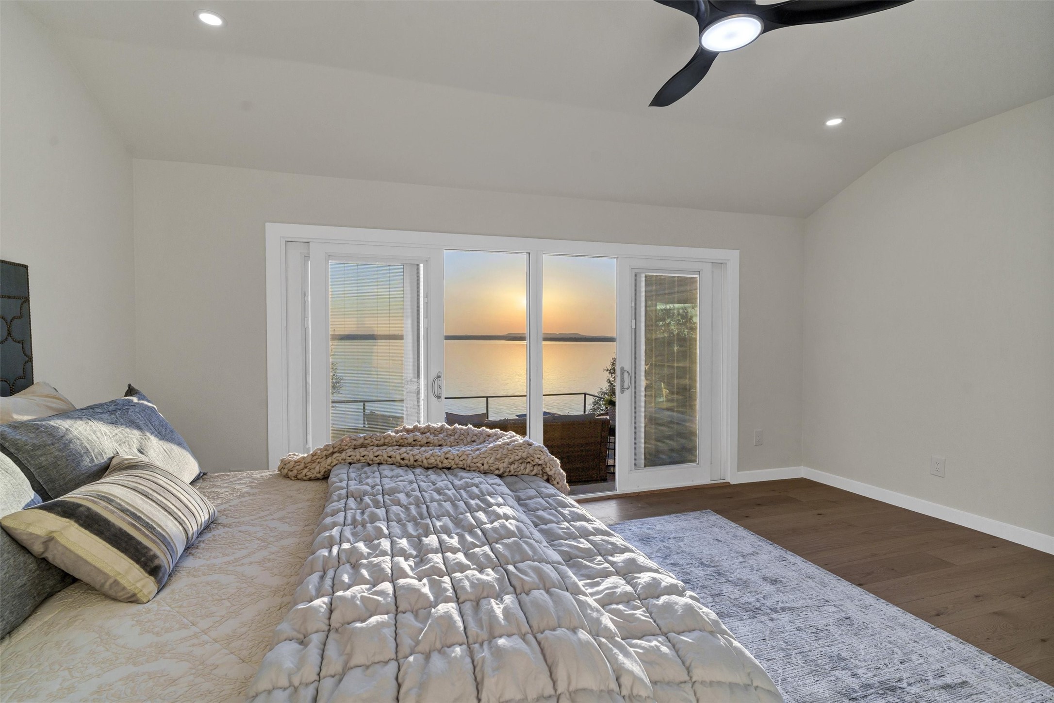 5300 Comanche Vista Trail