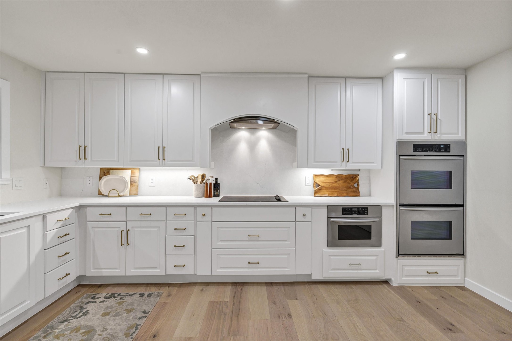 5300 Comanche Vista Trail