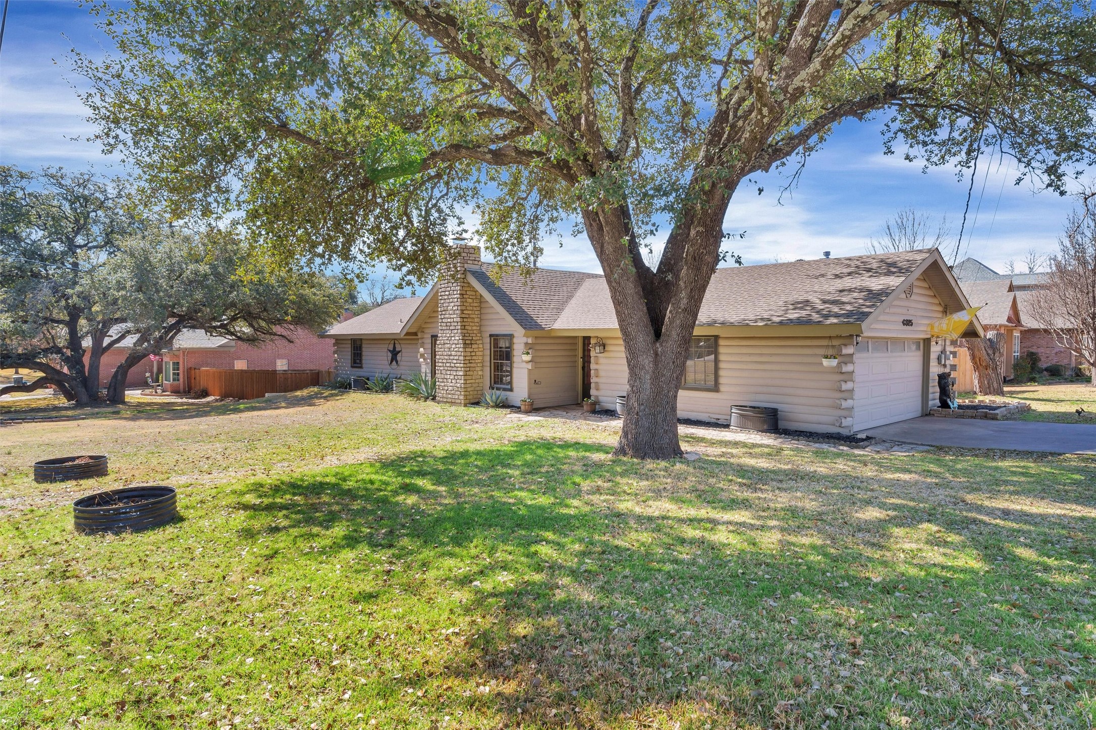 6325 Circo Drive