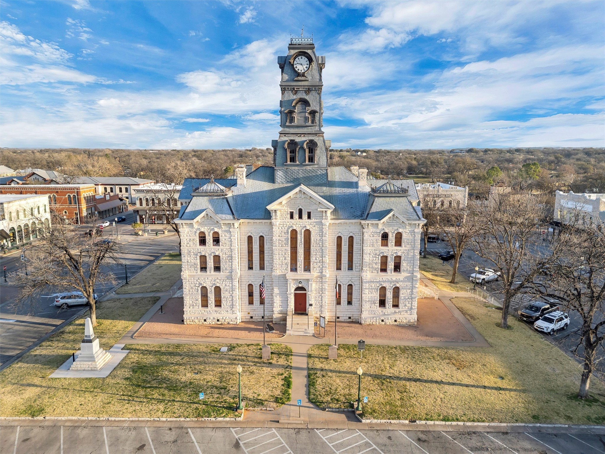 212 N Crockett Street