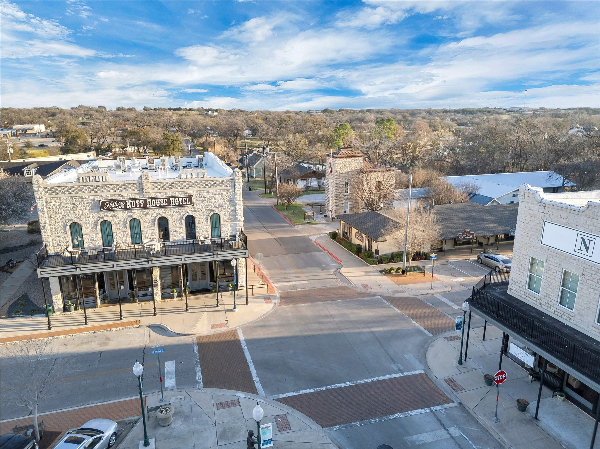 212 N Crockett Street