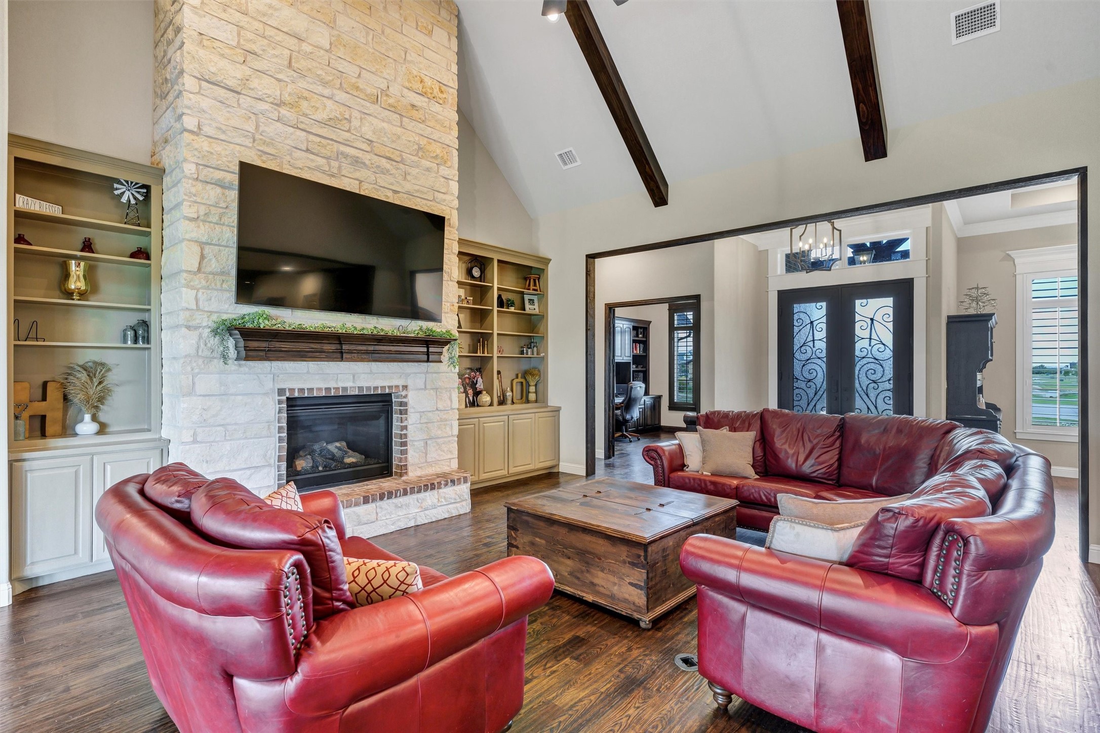 1079 Tobey Court