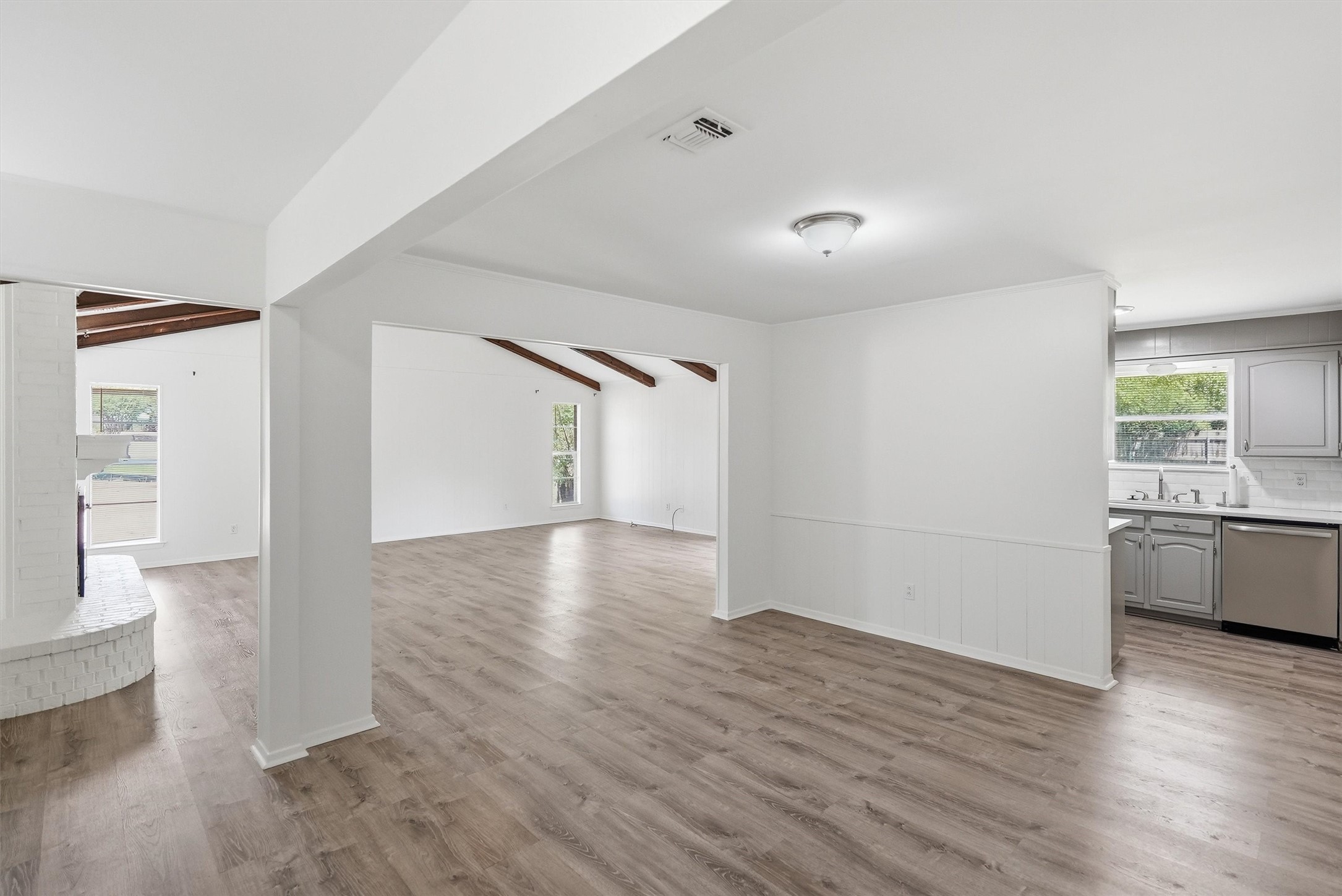 6106 Laredo Court