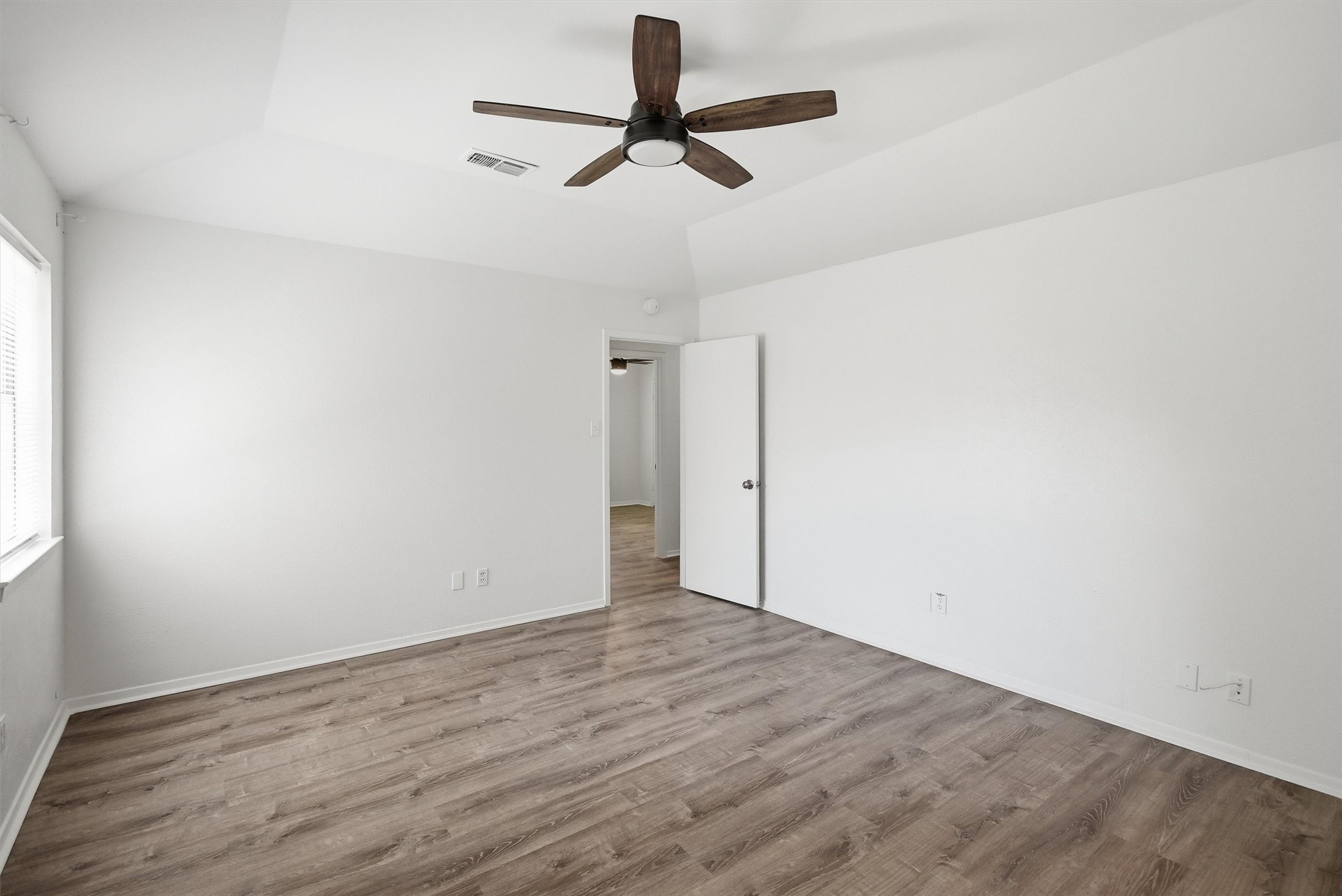 6106 Laredo Court