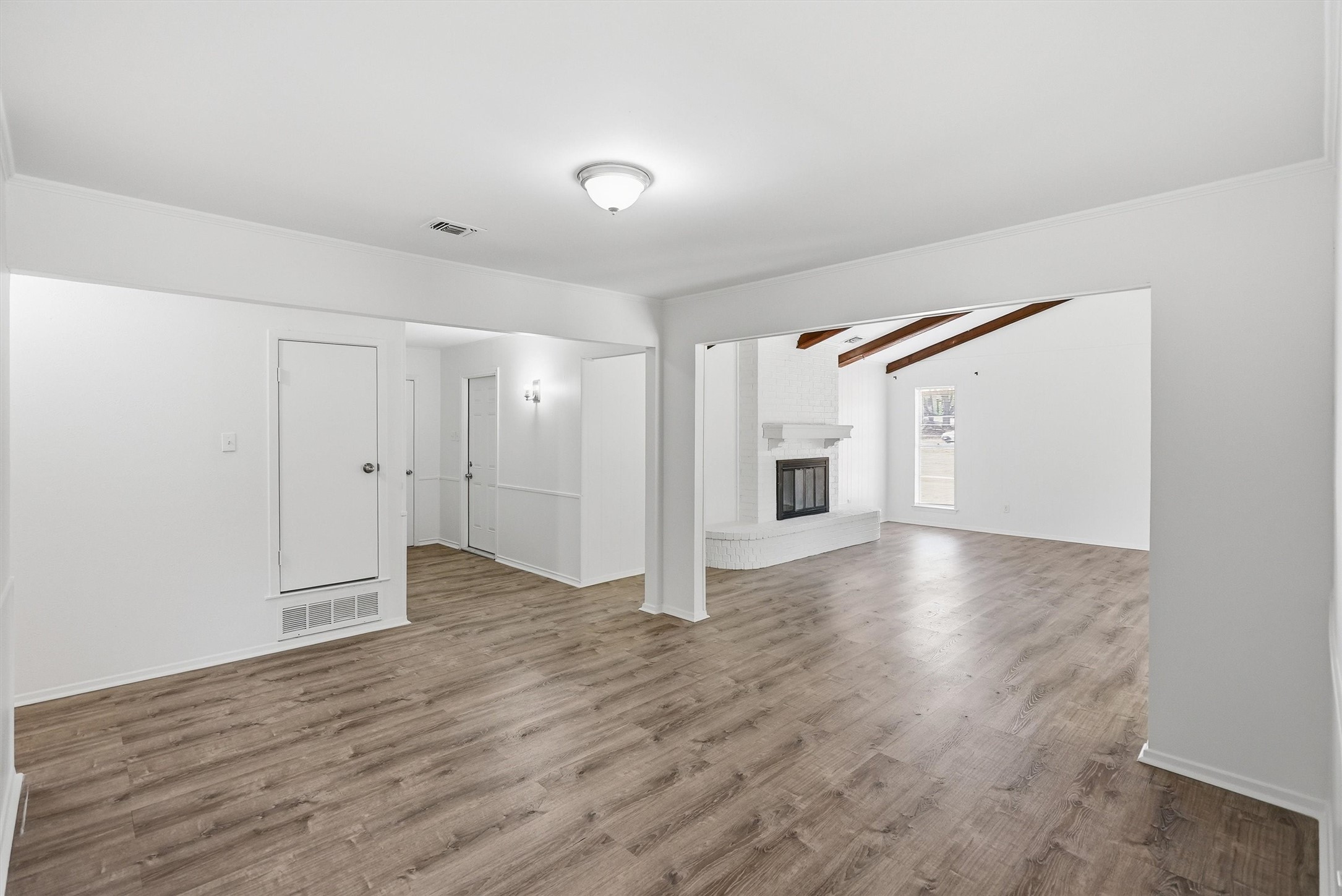 6106 Laredo Court