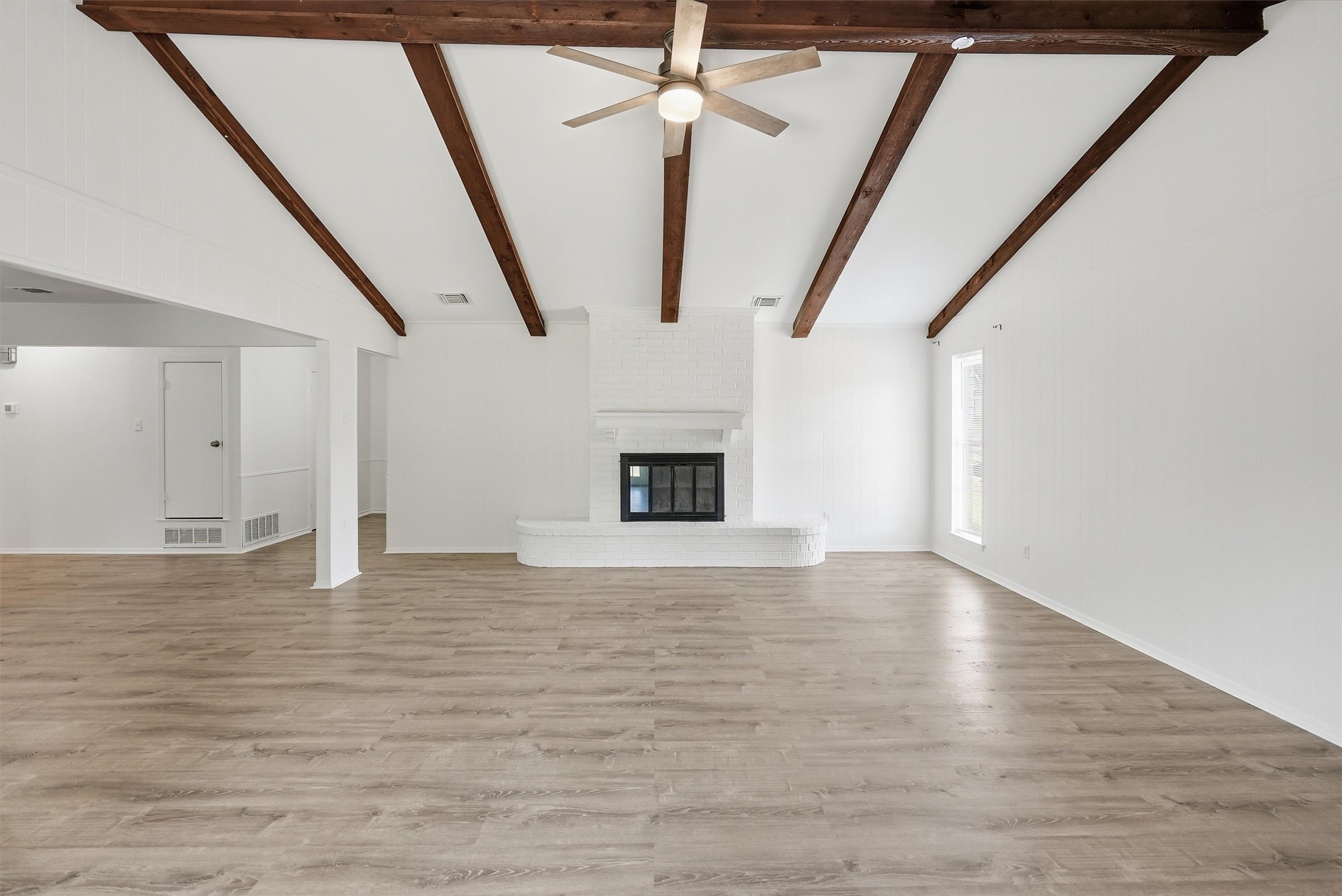 6106 Laredo Court
