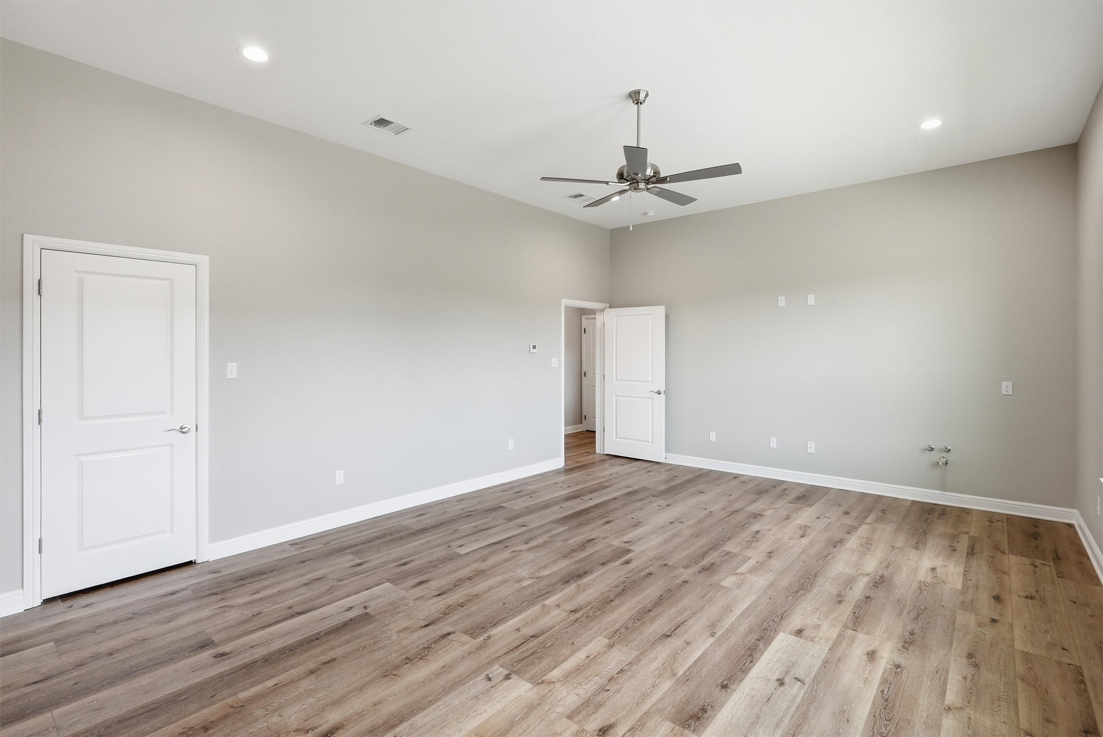 5126 Country Club Drive