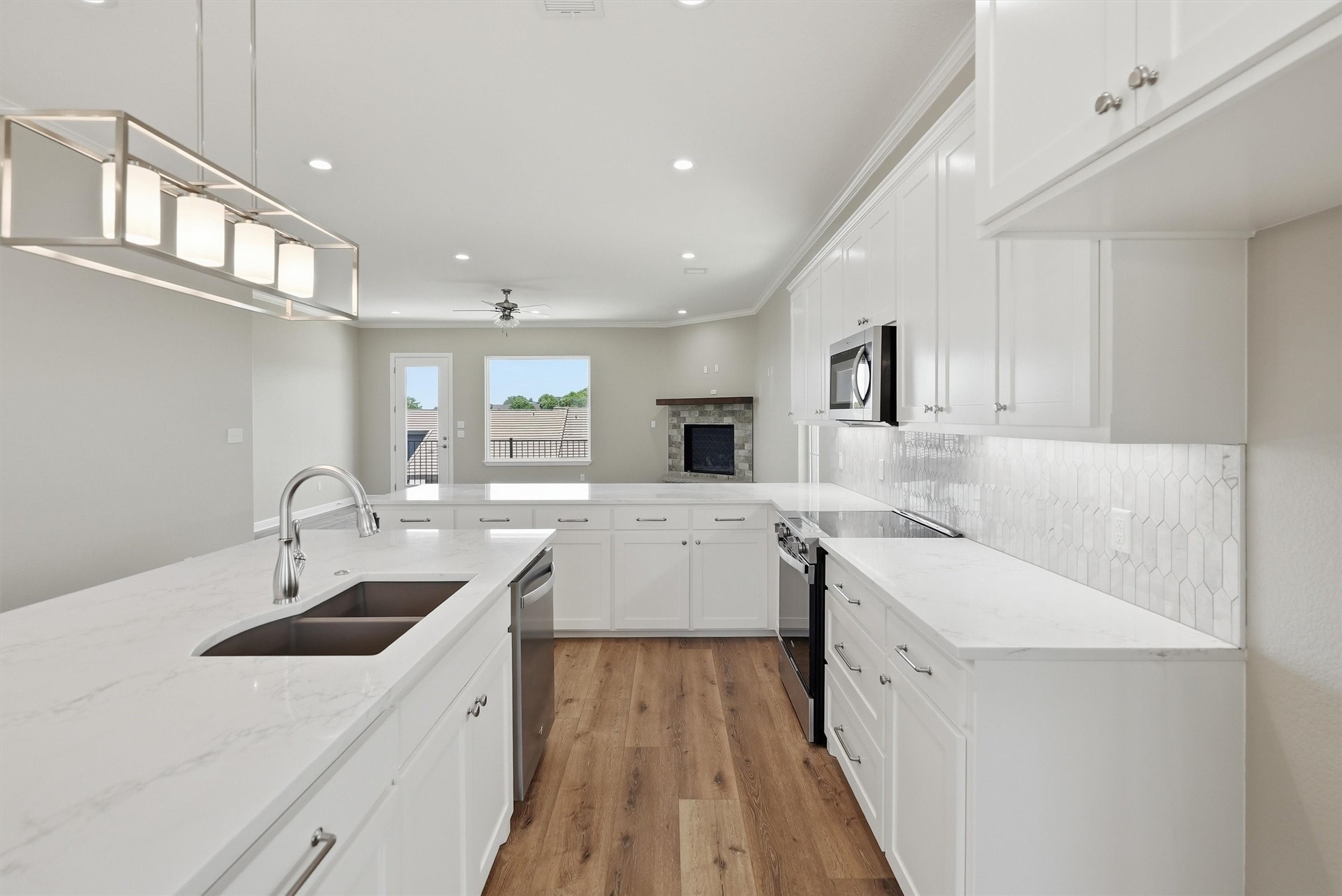 5126 Country Club Drive