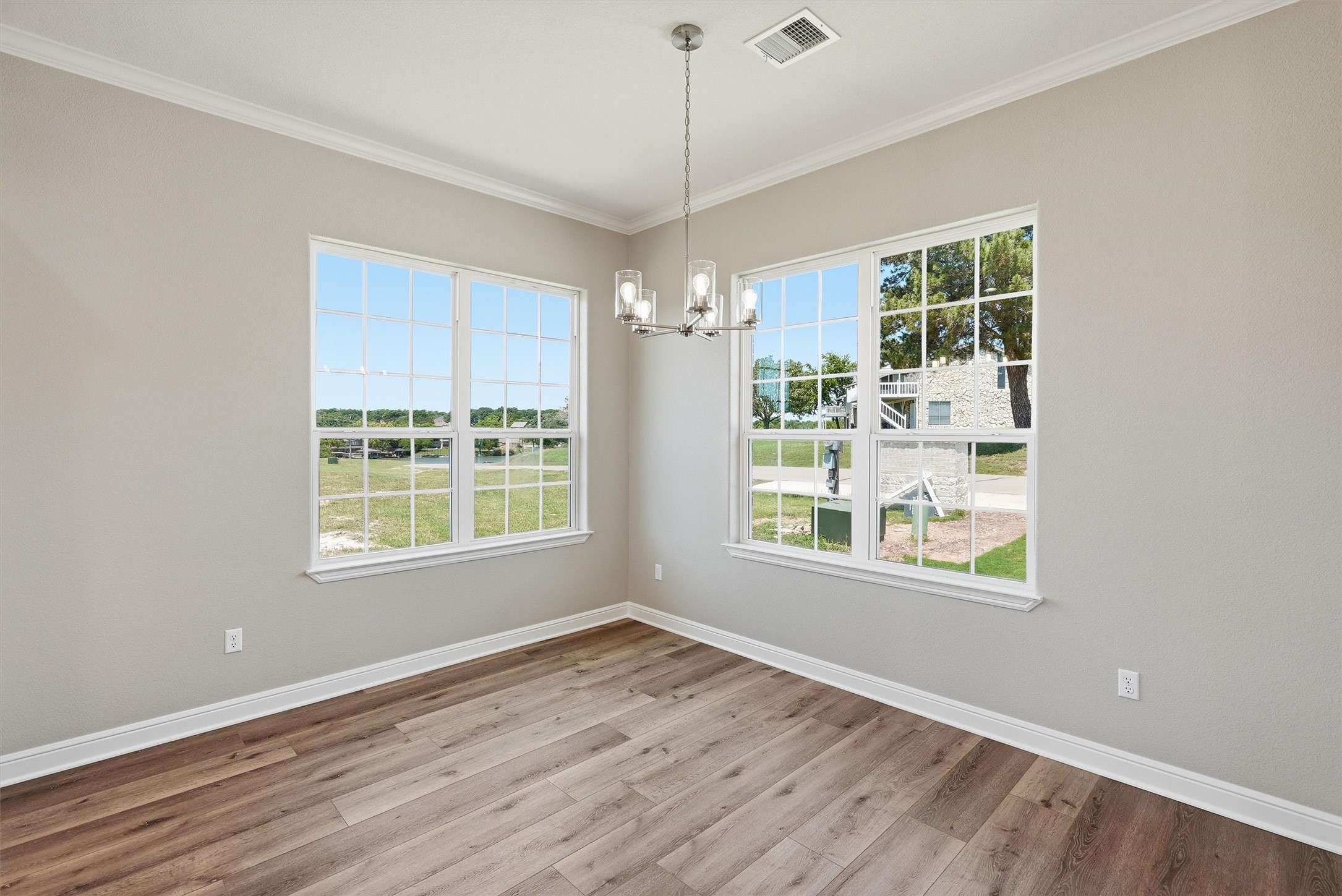 5126 Country Club Drive