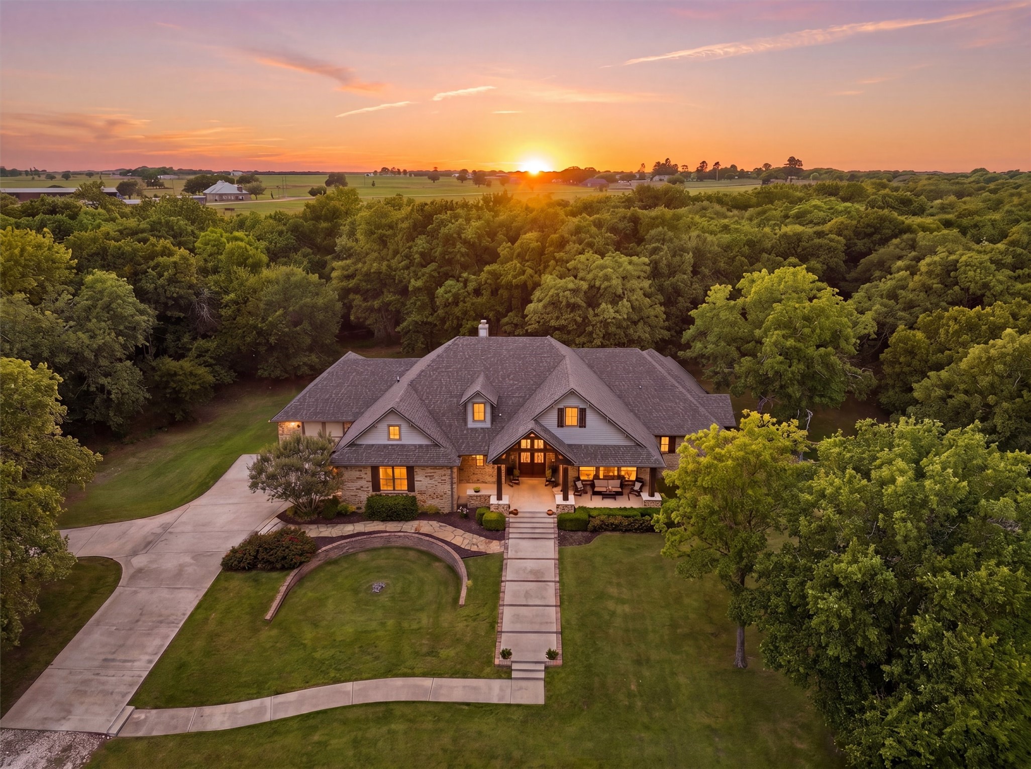 2304 Winchester Court