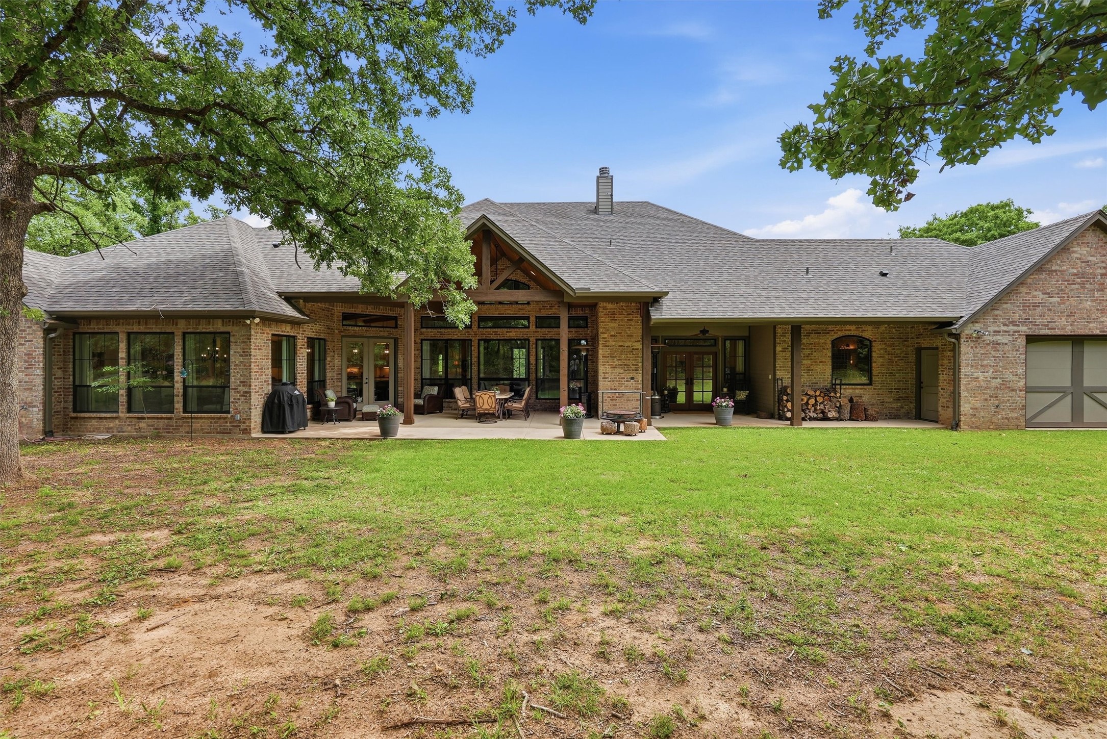 2304 Winchester Court