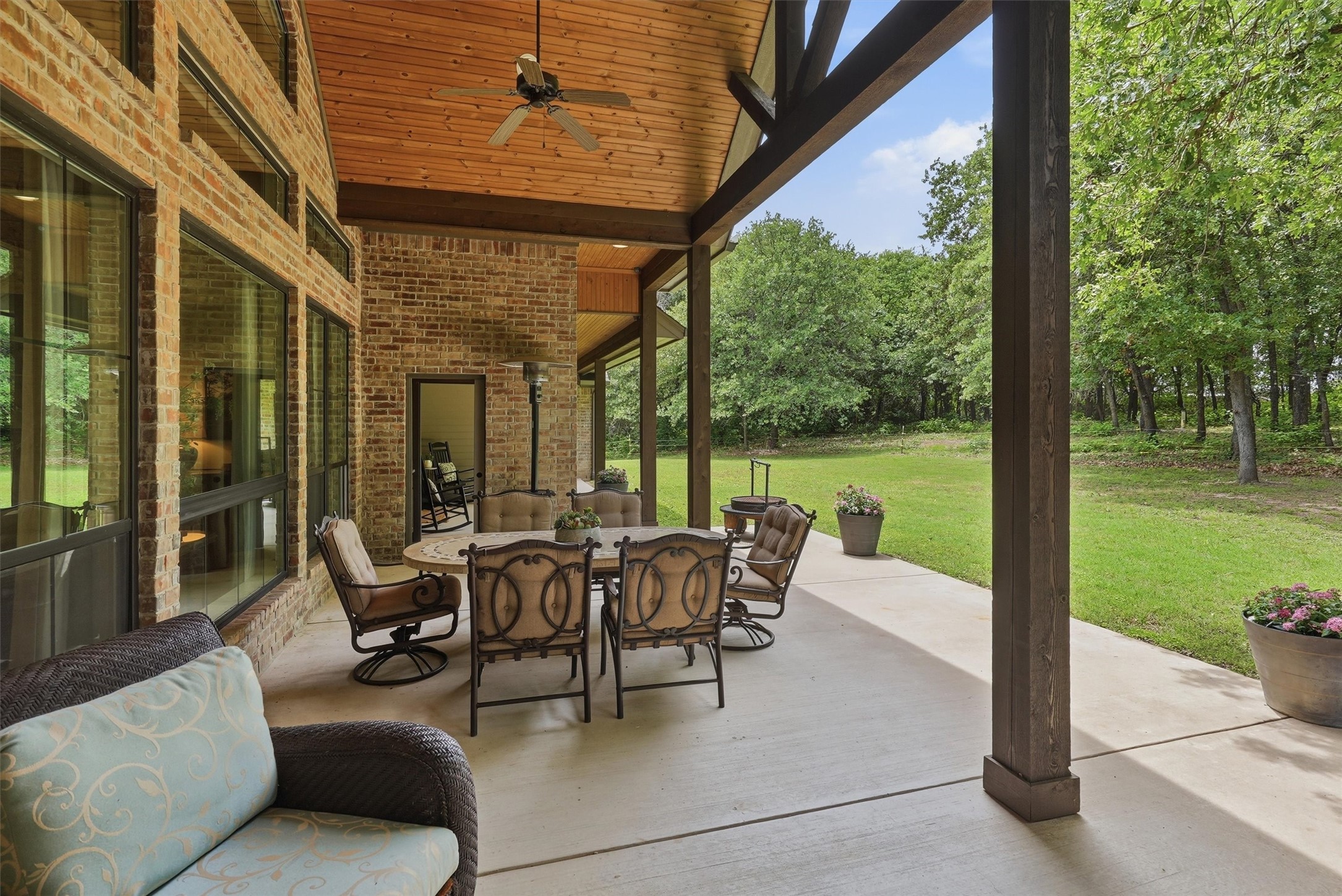 2304 Winchester Court