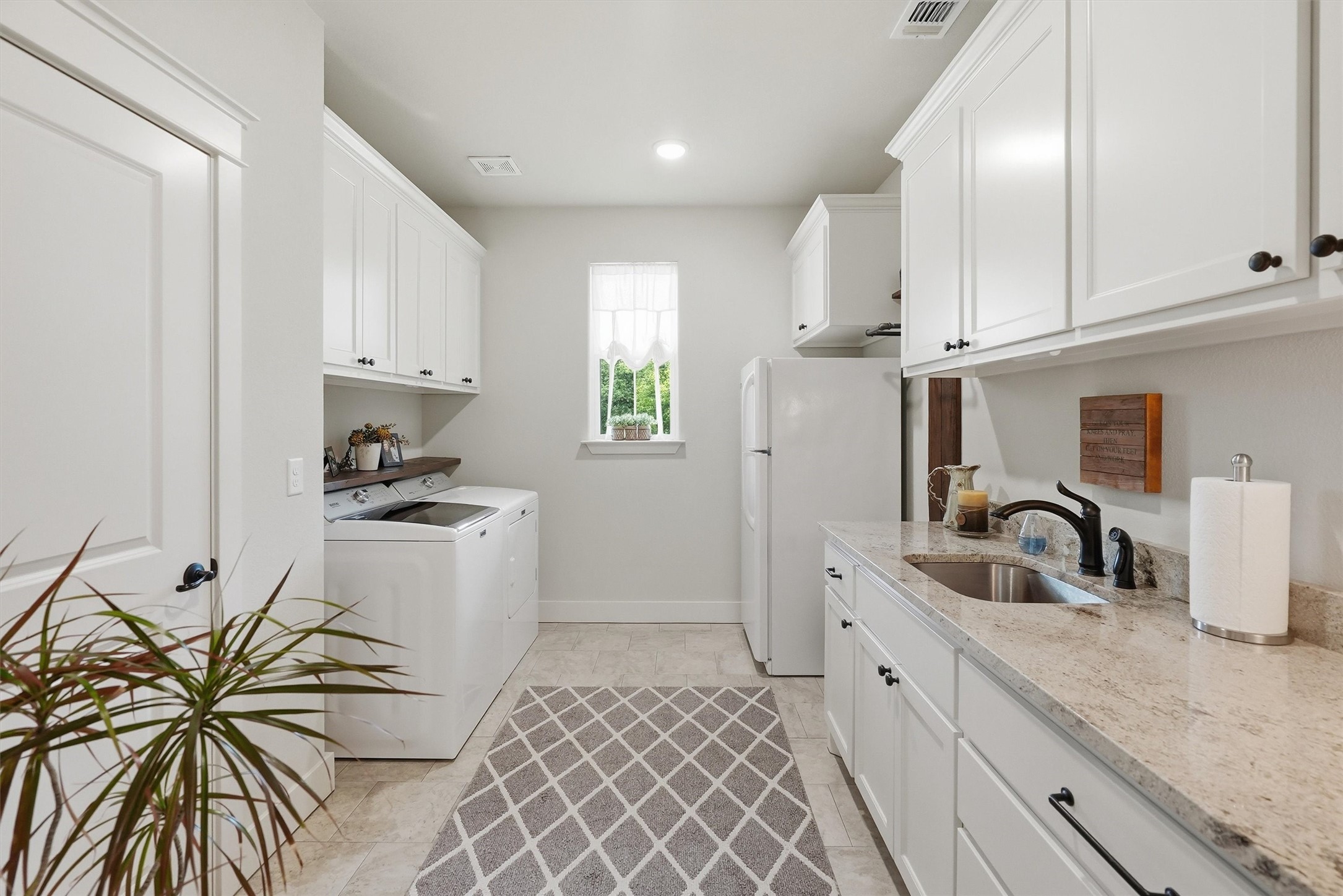 2304 Winchester Court