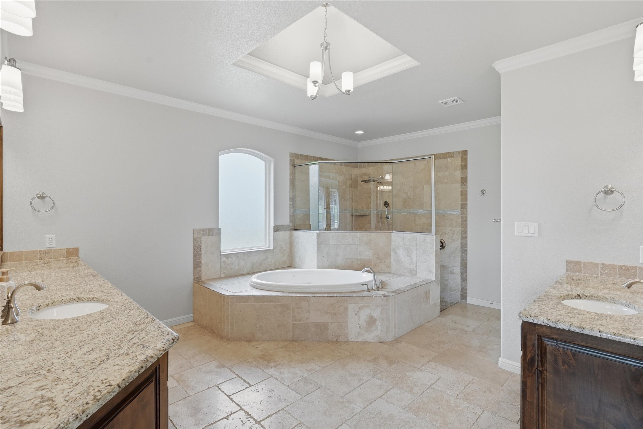 3913 Homestead Court