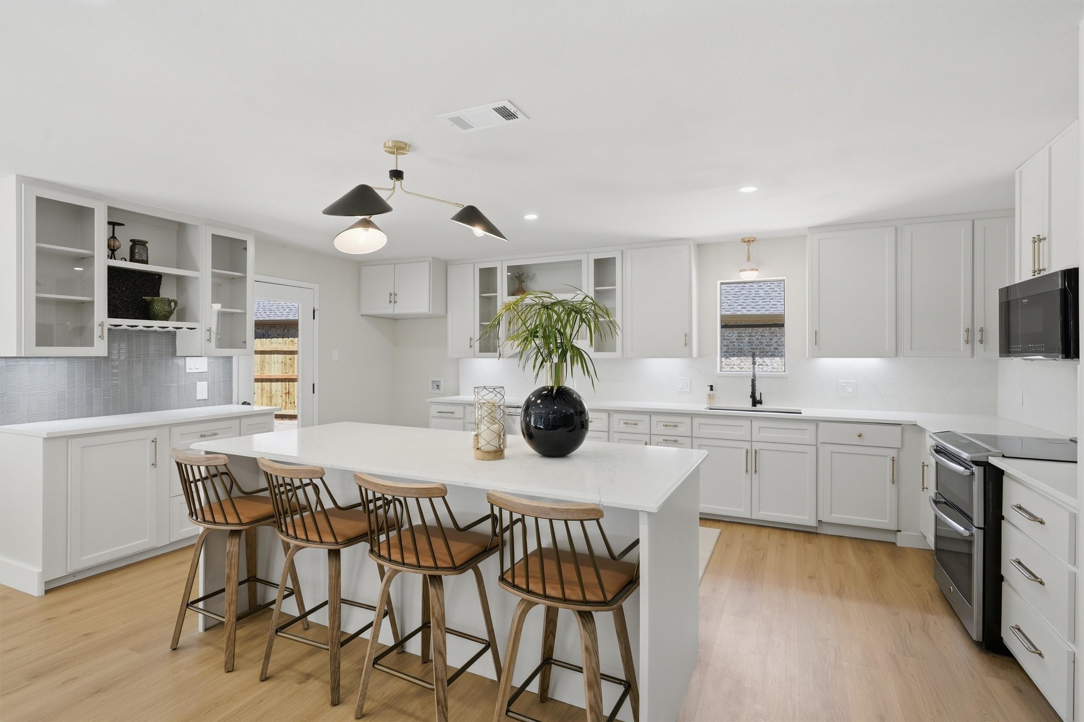 5506 Cortez Drive