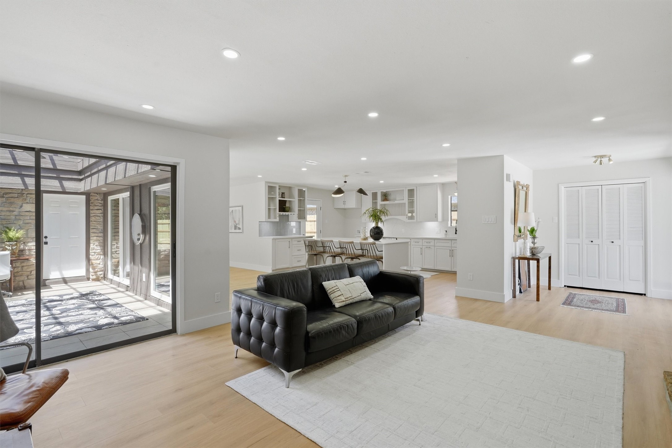 5506 Cortez Drive