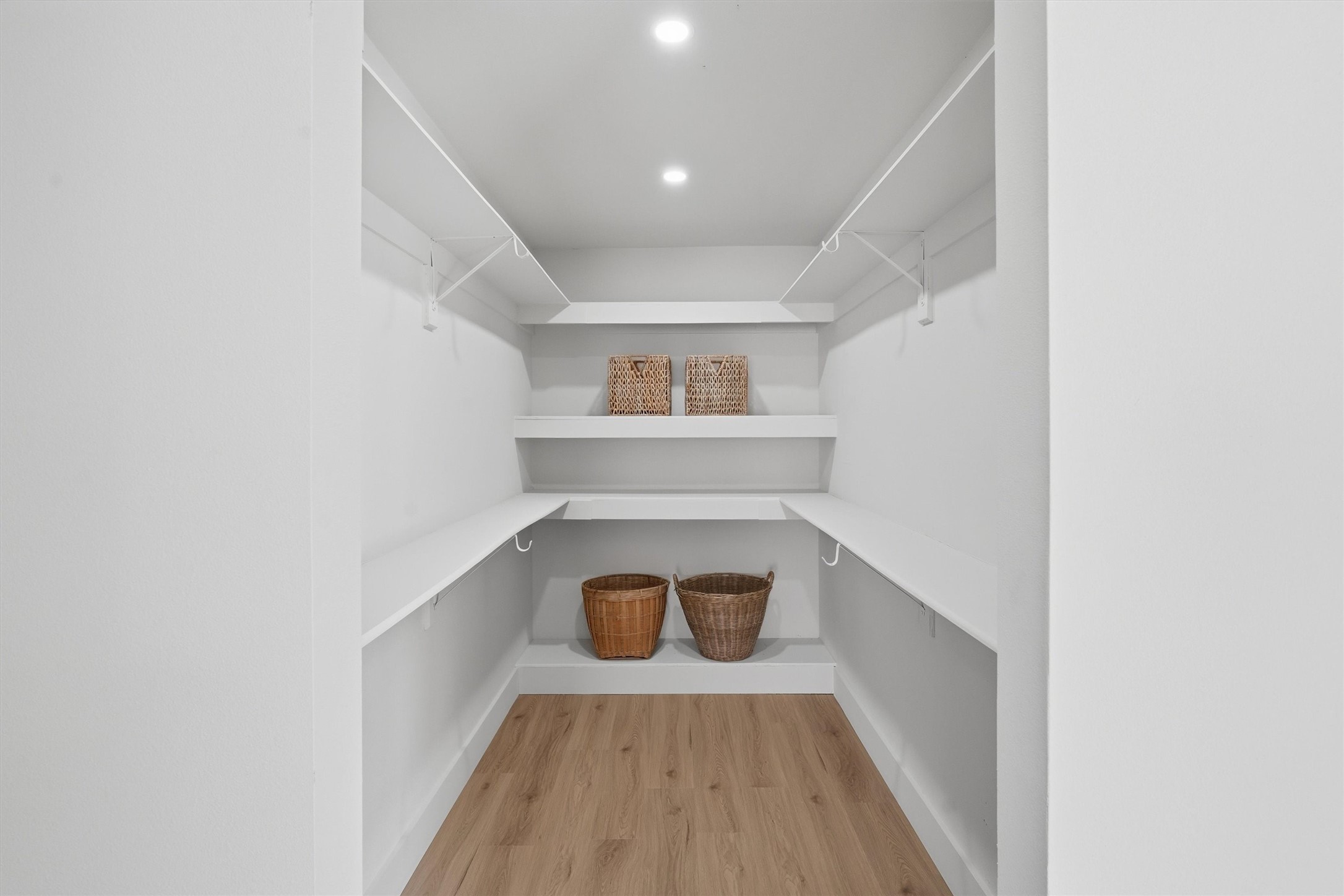 5506 Cortez Drive