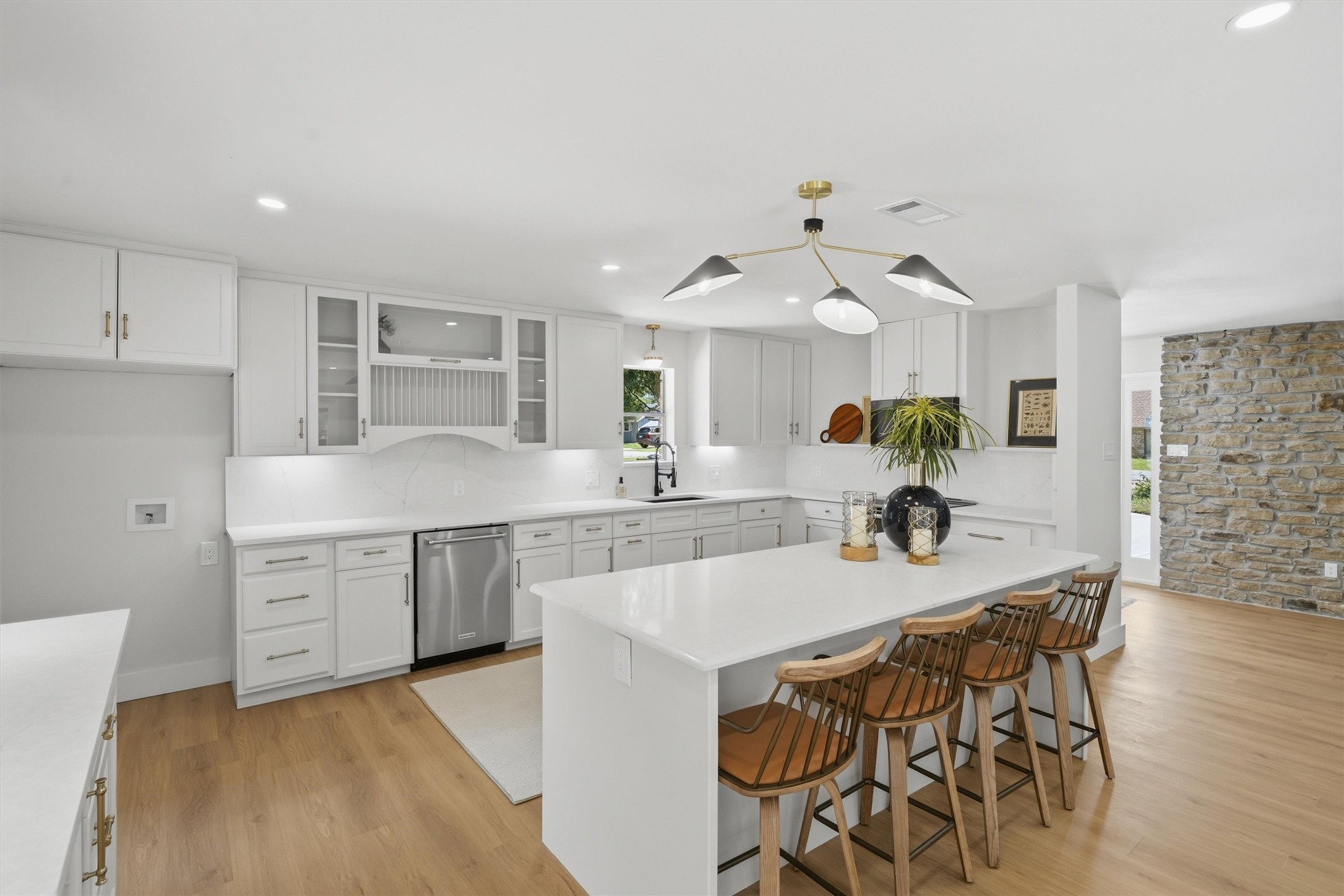 5506 Cortez Drive