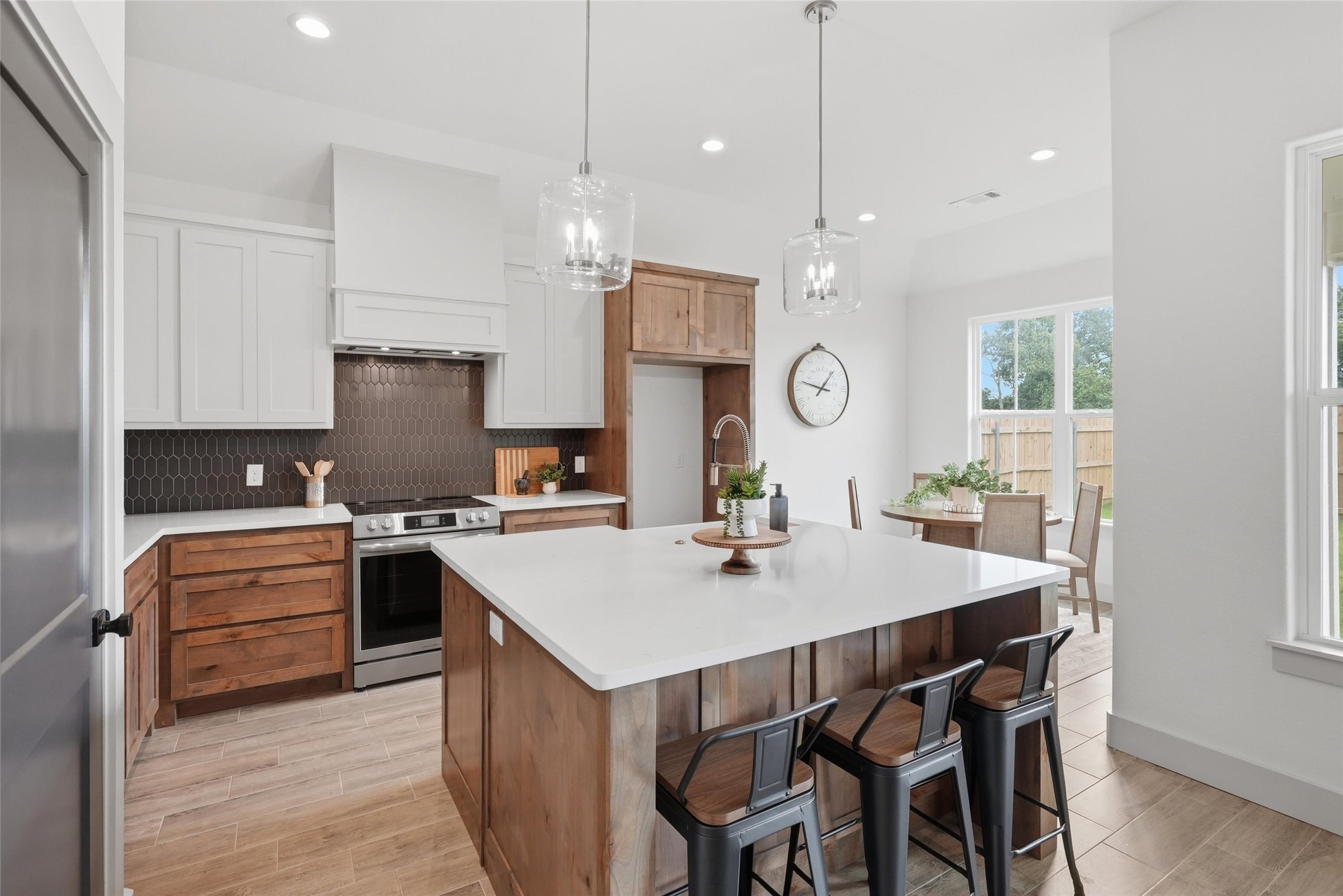 805 Lavender Court