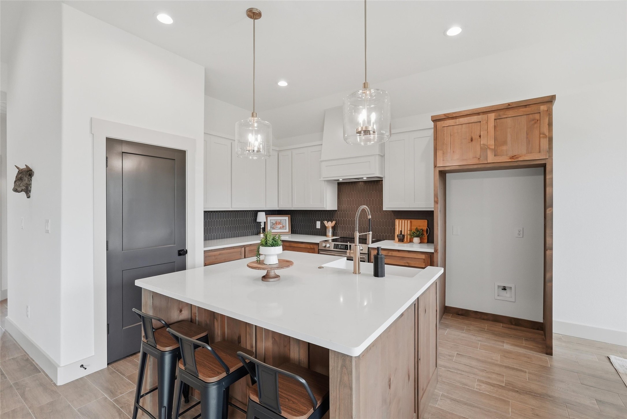 805 Lavender Court