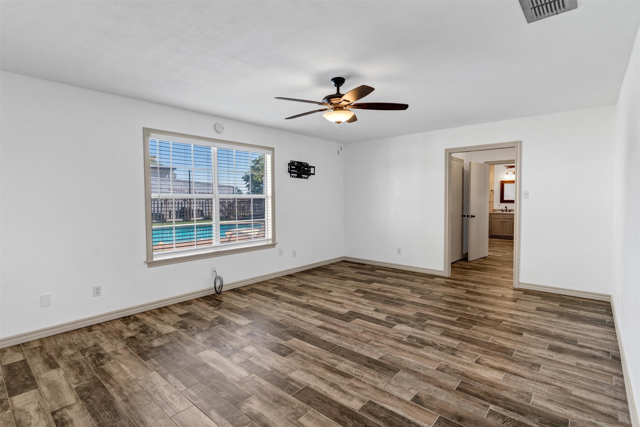 13122 Lipan Highway