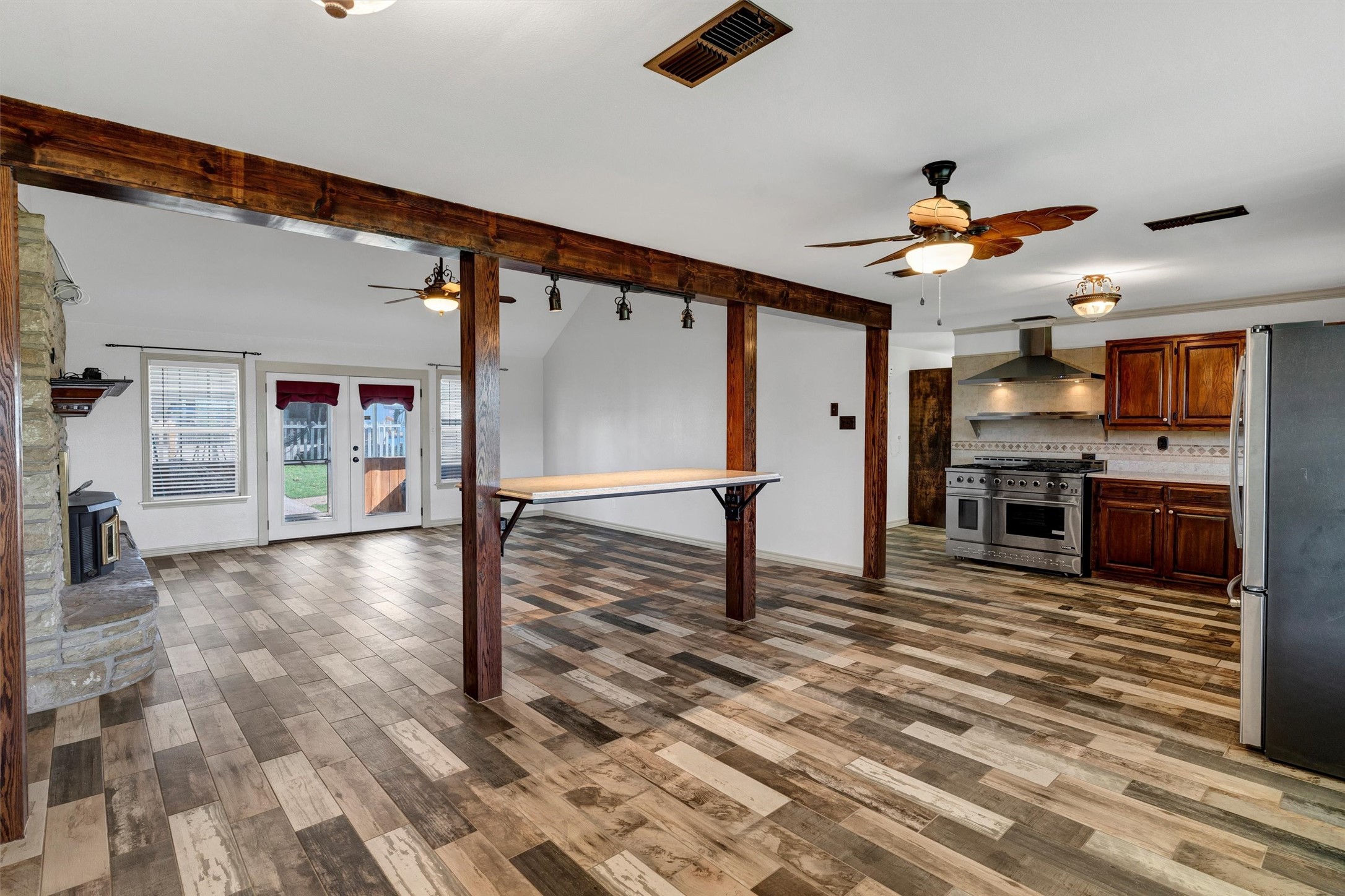 13122 Lipan Highway