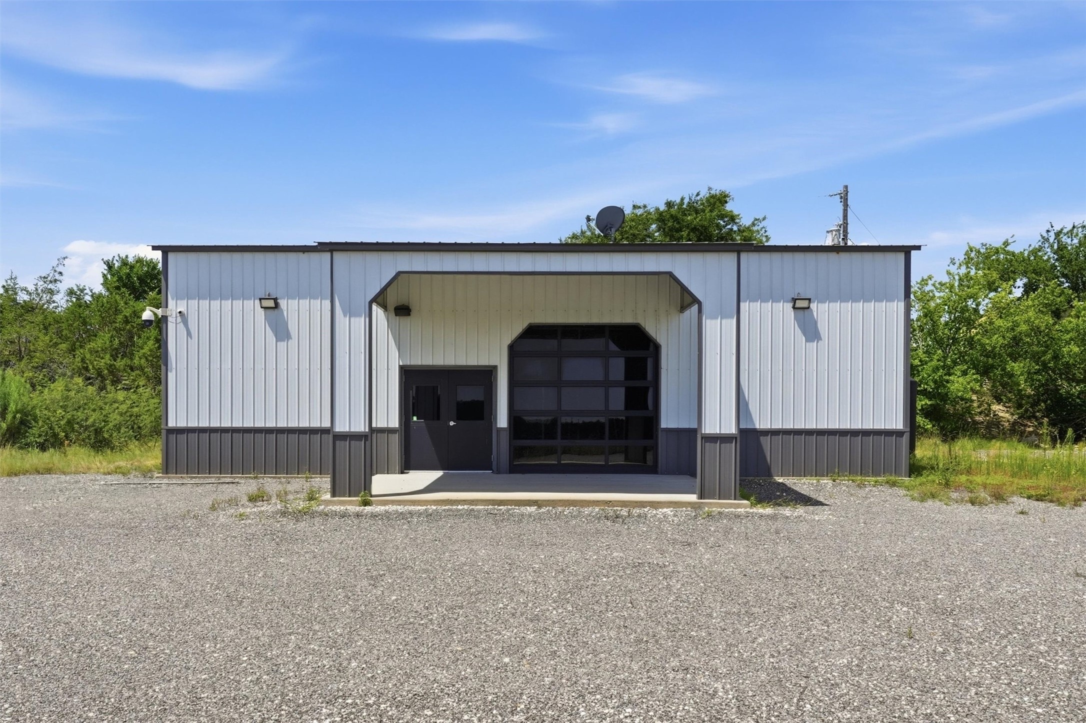 6021 E US Highway 377
