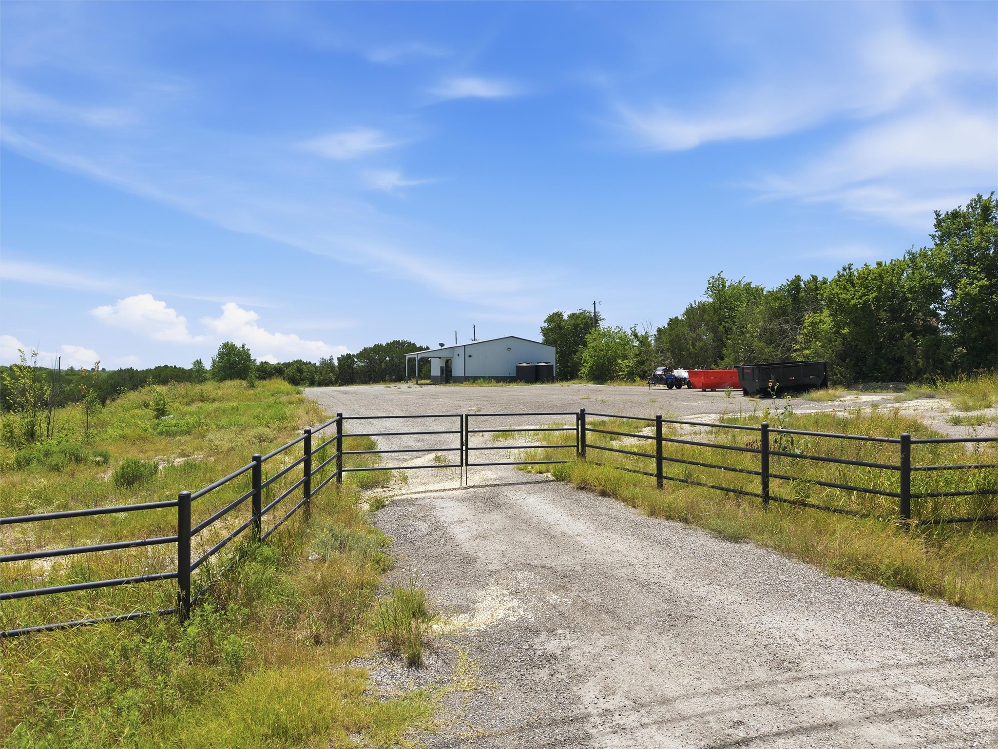 6021 E US Highway 377