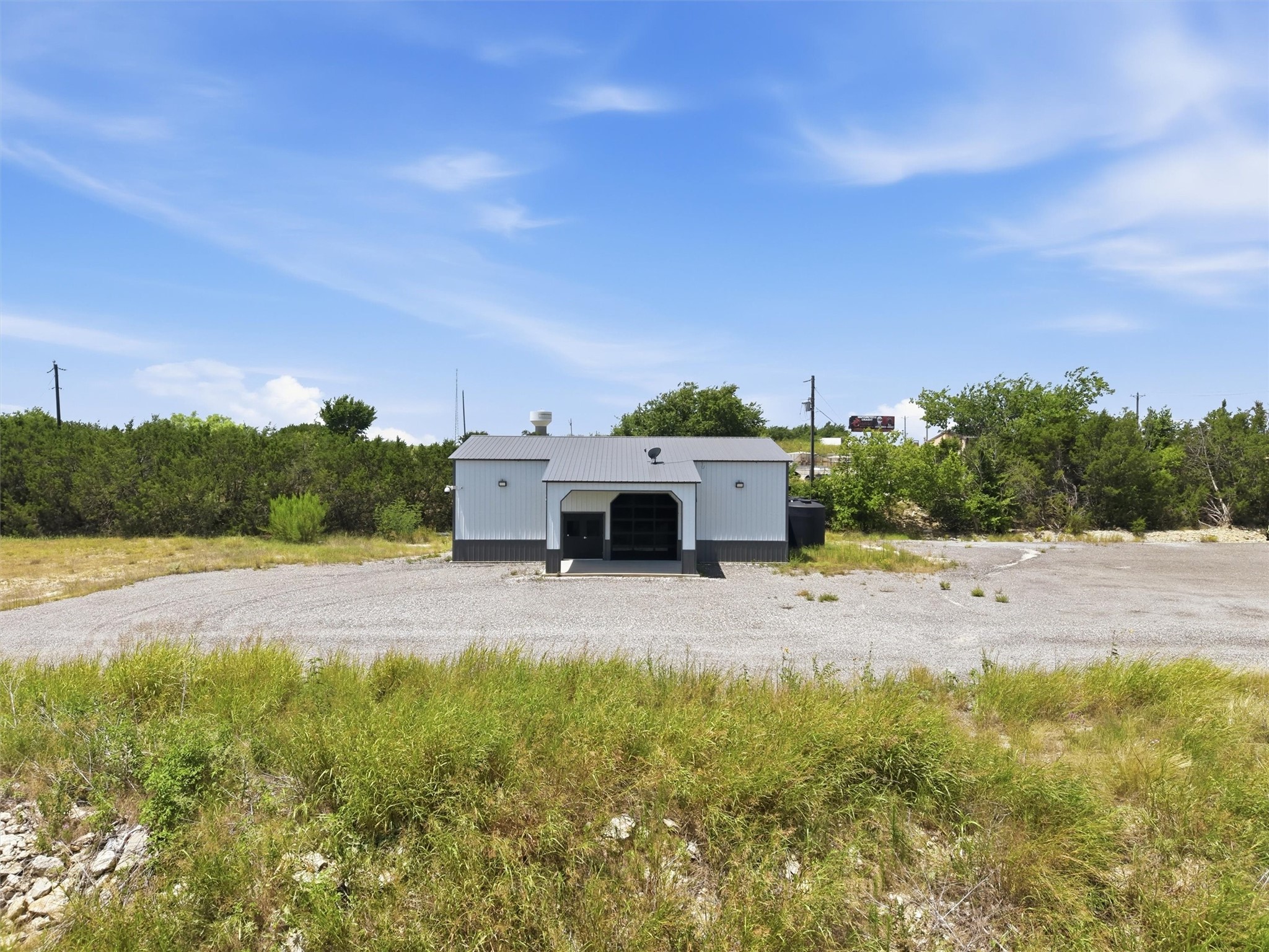6021 E US Highway 377