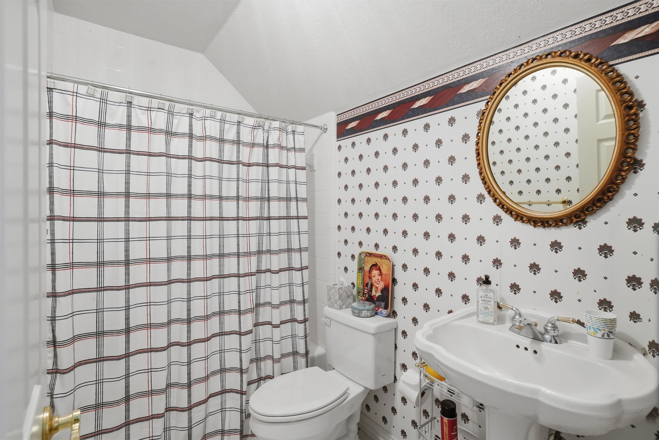 7405 Fox Fire Court