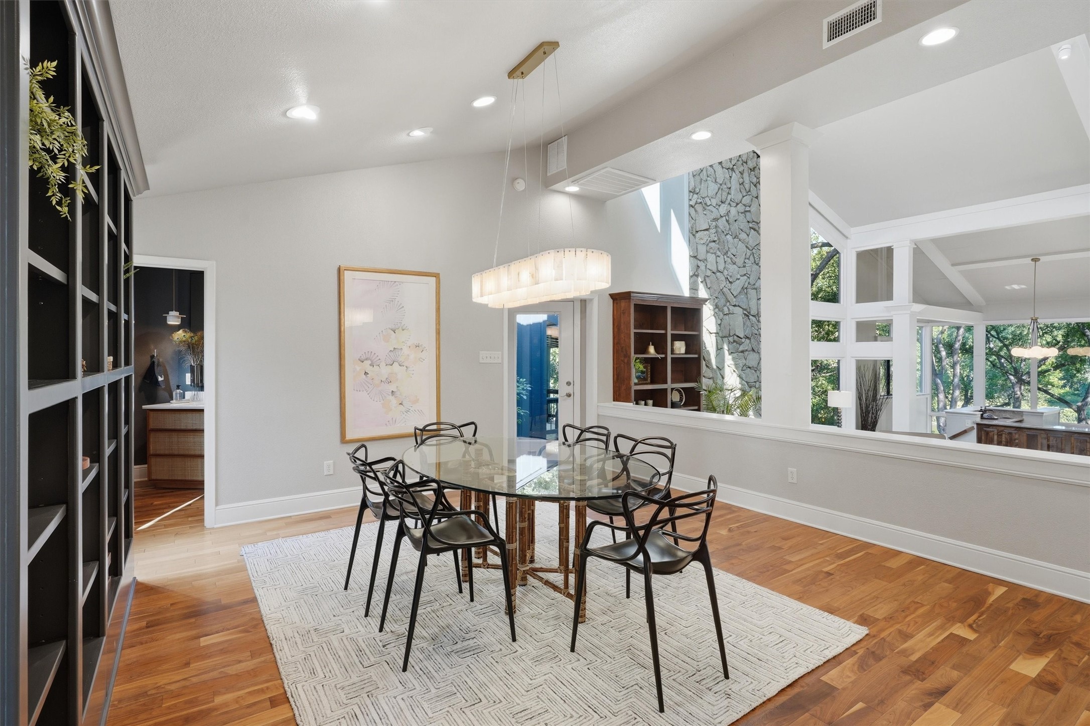 6818 Westover Drive