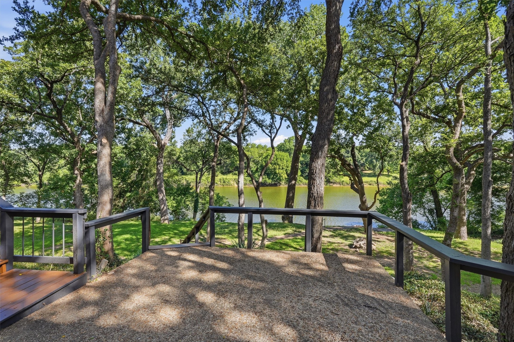 6818 Westover Drive