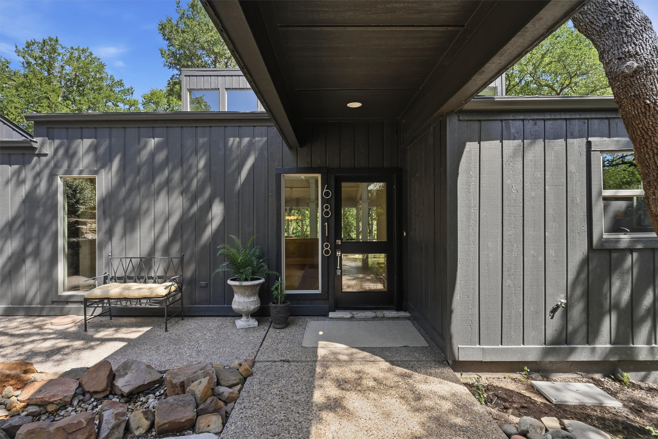 6818 Westover Drive