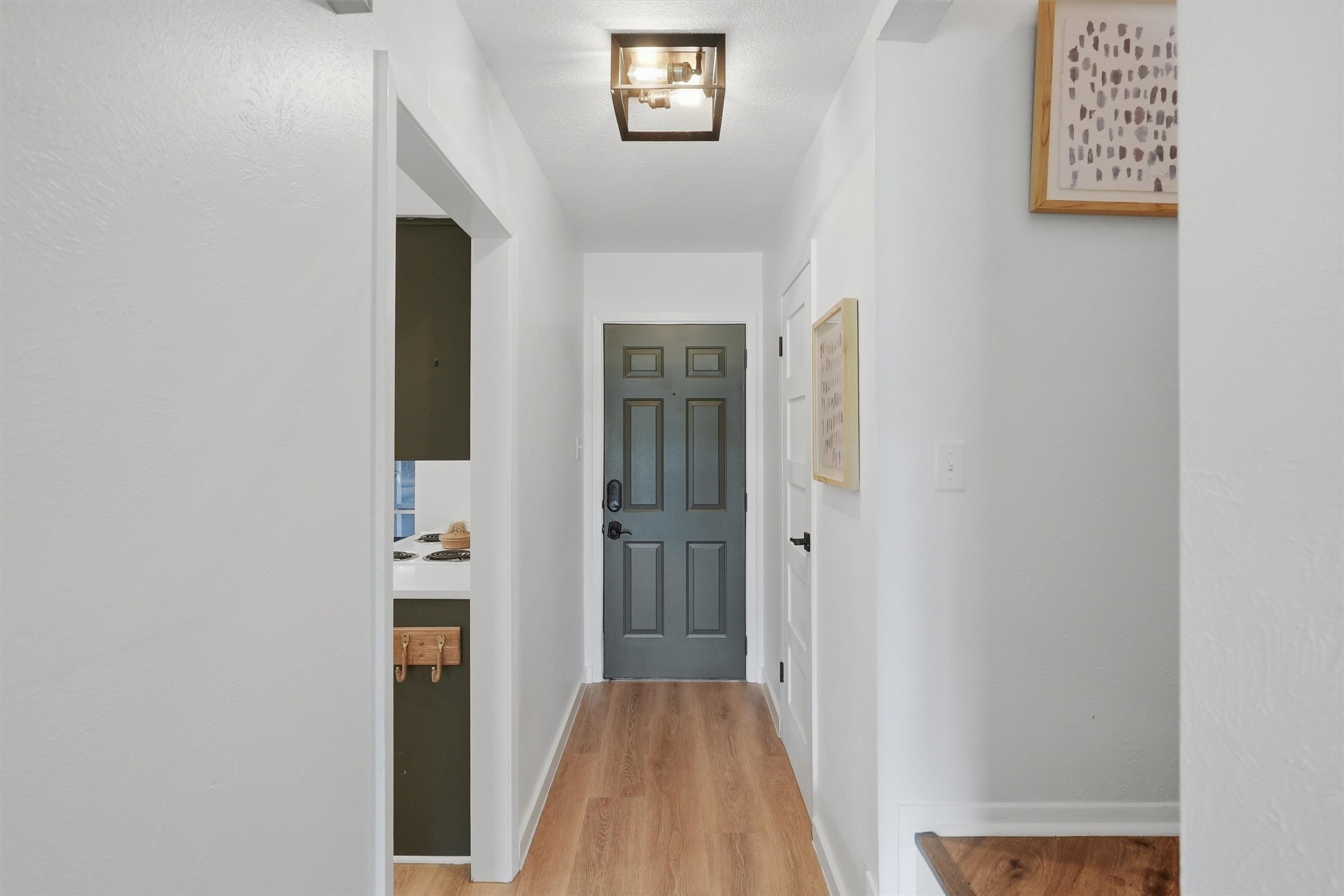 4318 Overlook Court